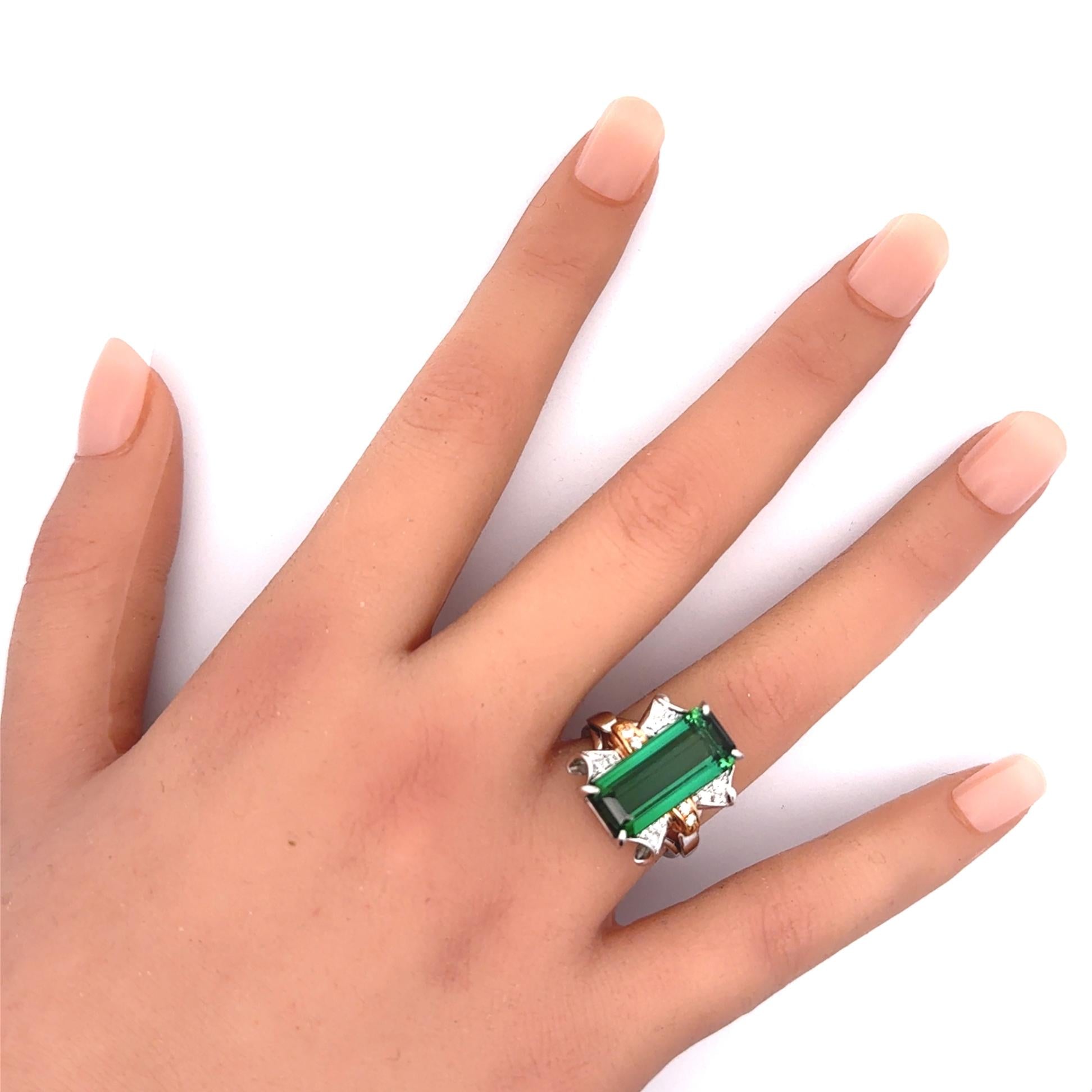 10.69 Carat Green Tourmaline Diamond Platinum 18k Rose Gold Ribbon Ring