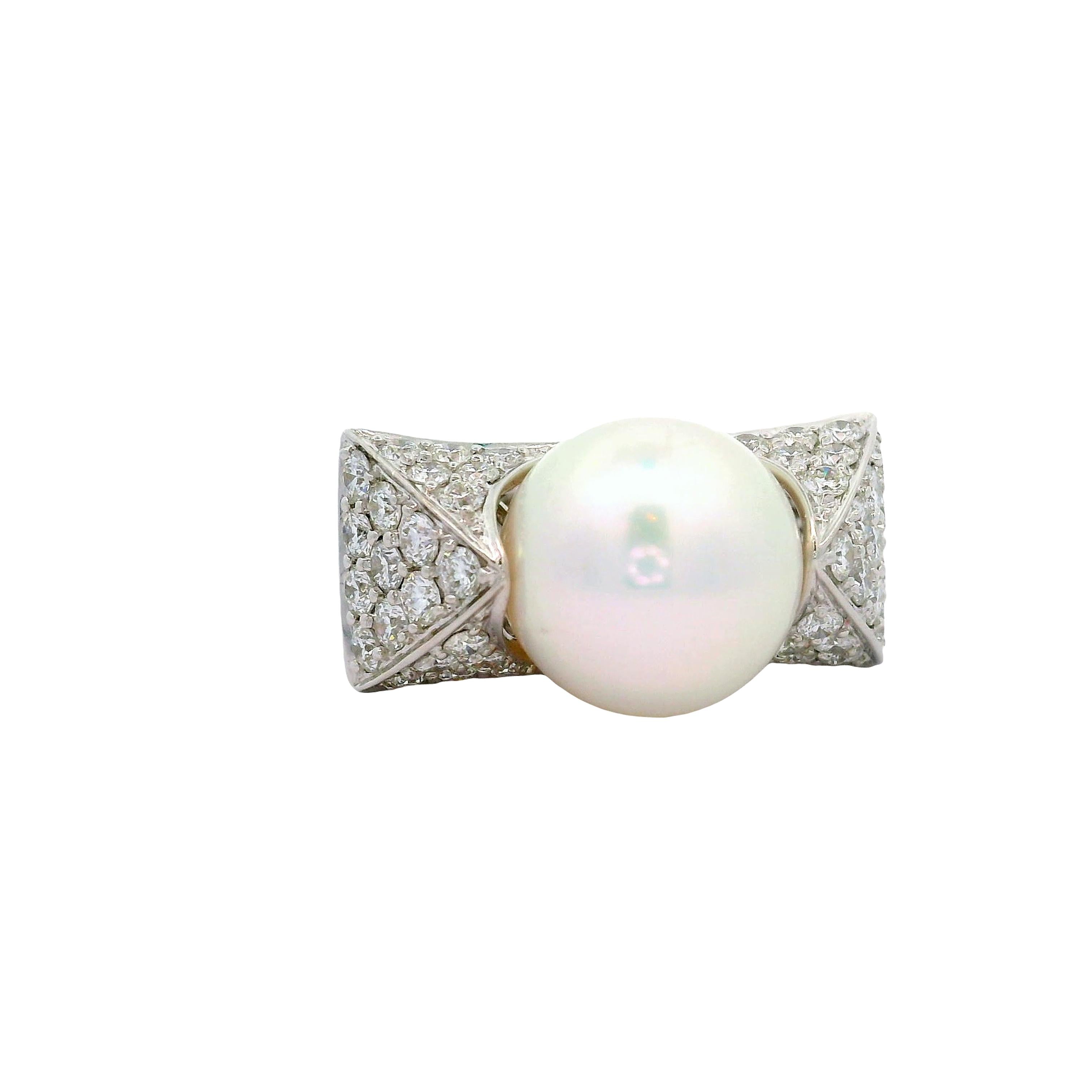 White South Sea Pearl Diamond 18k White Gold Cocktail Ring