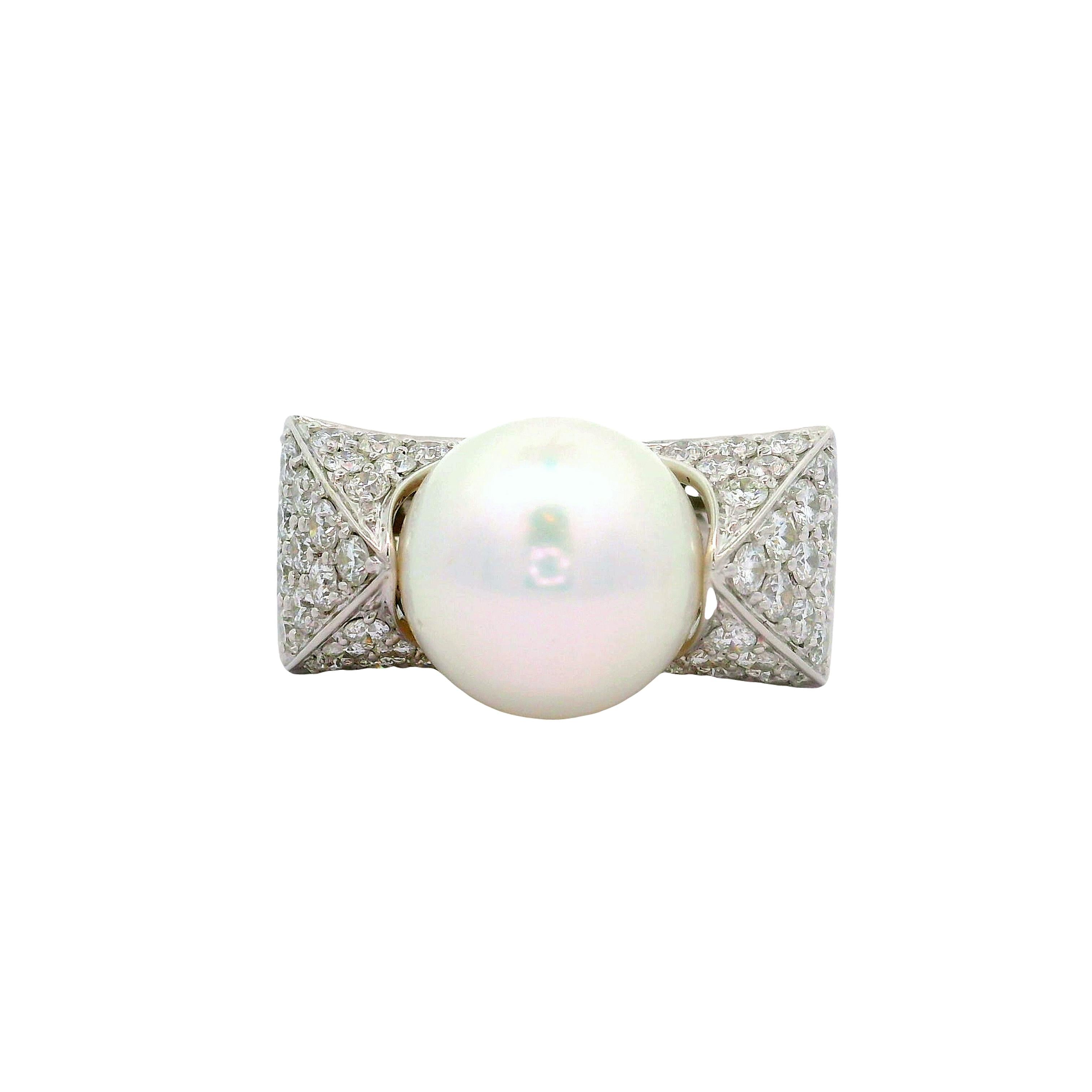 White South Sea Pearl Diamond 18k White Gold Cocktail Ring