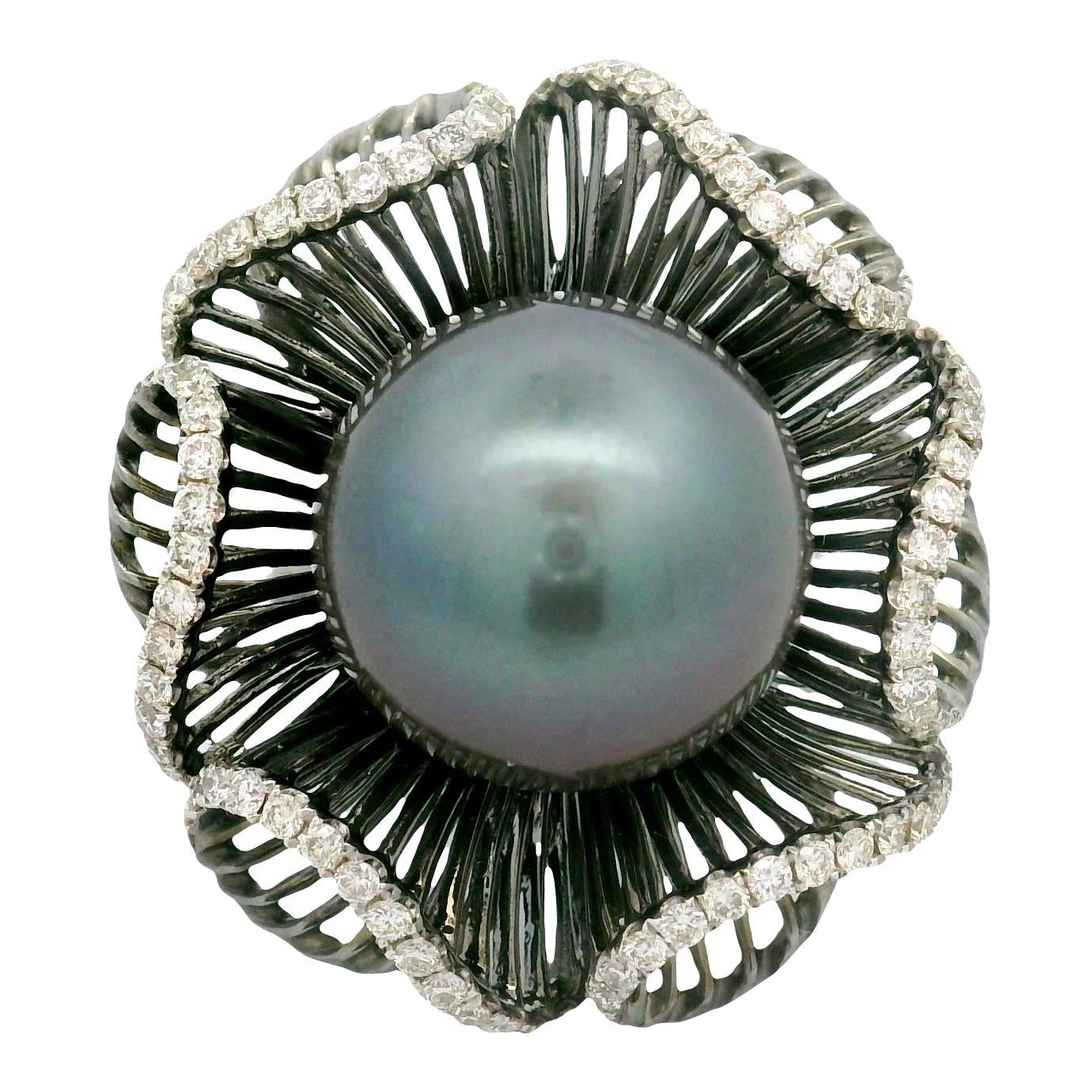 15.5mm Tahitian Pearl Diamond 18K Gold Flower Ring