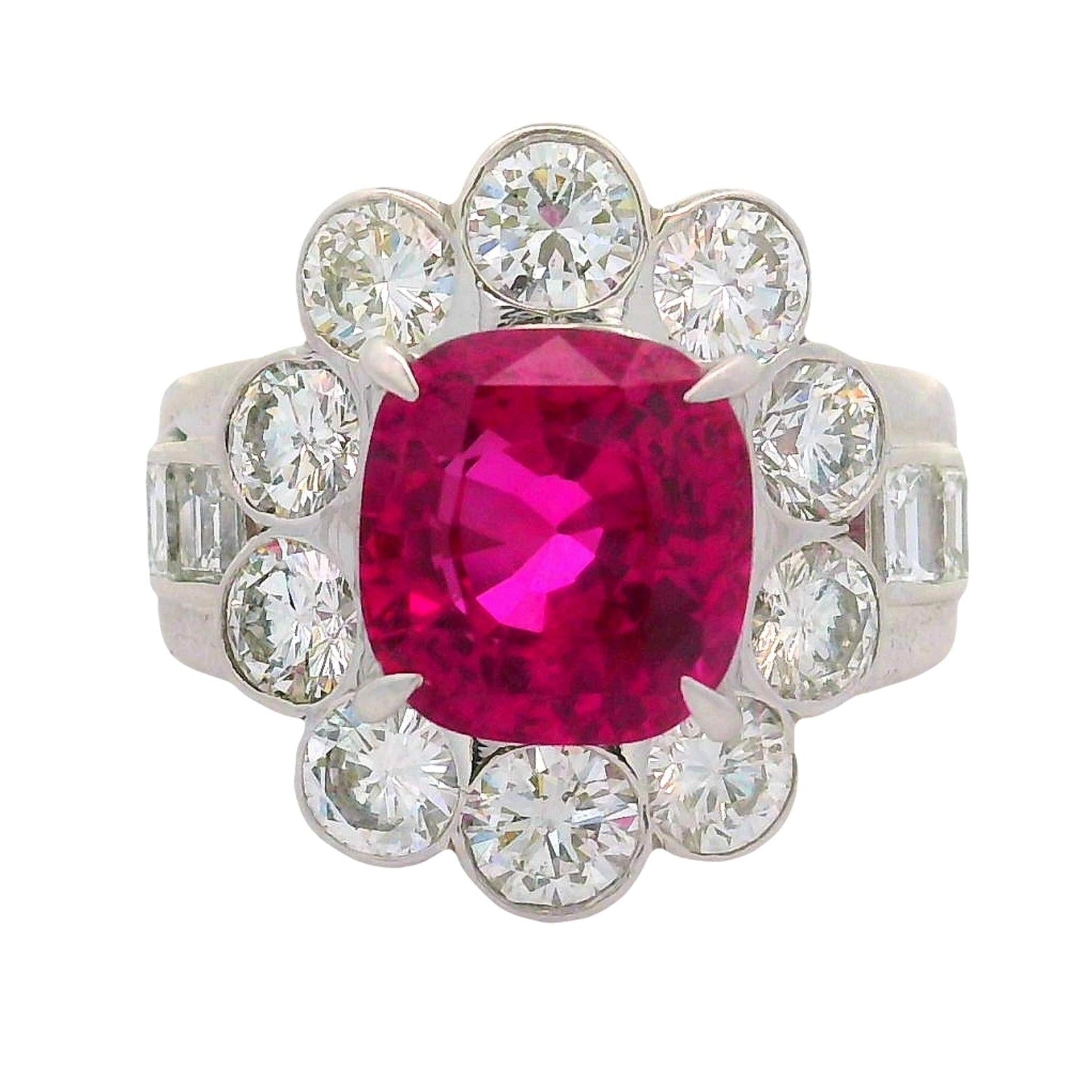 5.32 Carat Ceylon Ruby Diamond Platinum Ring, GIA Certified