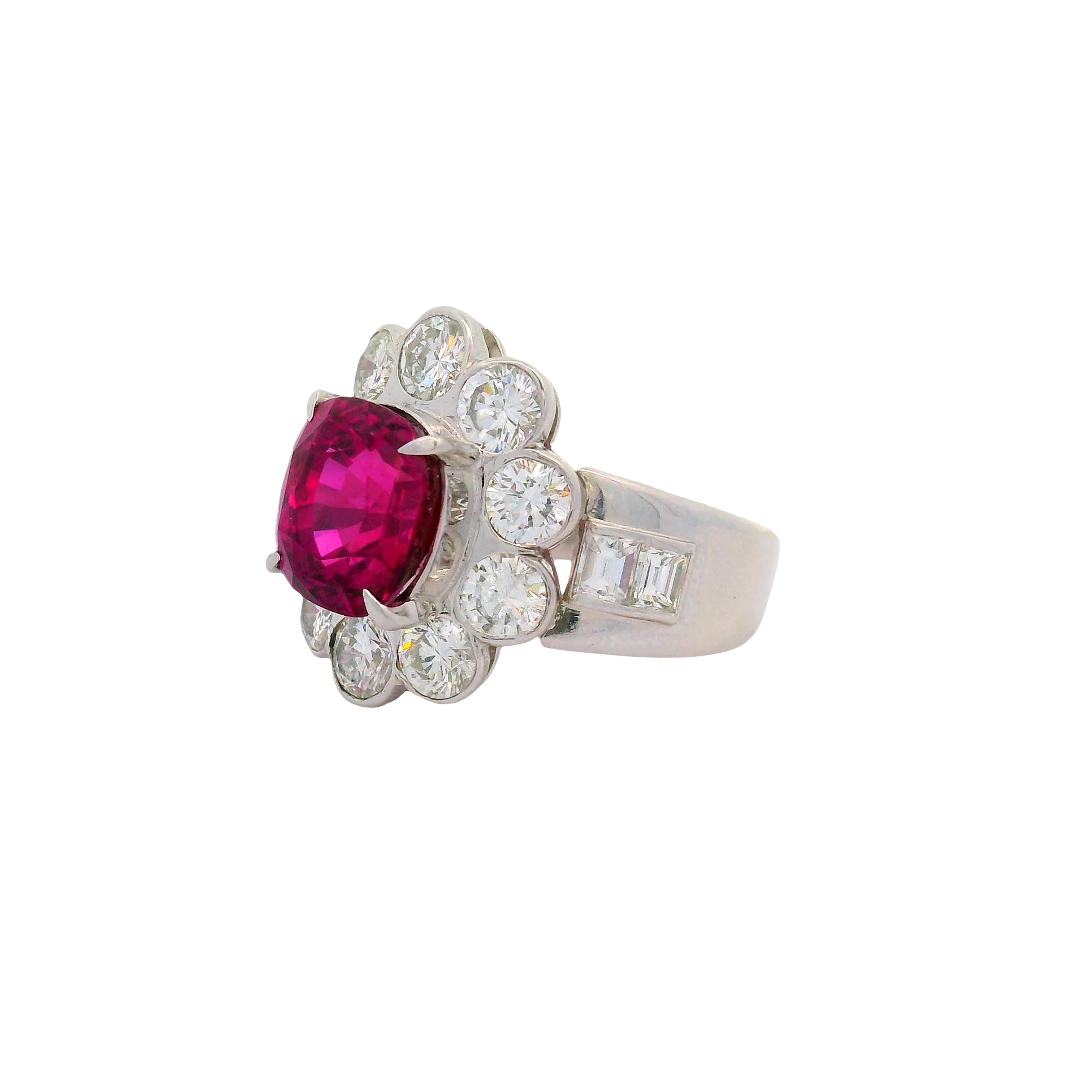 5.32 Carat Ceylon Ruby Diamond Platinum Ring, GIA Certified