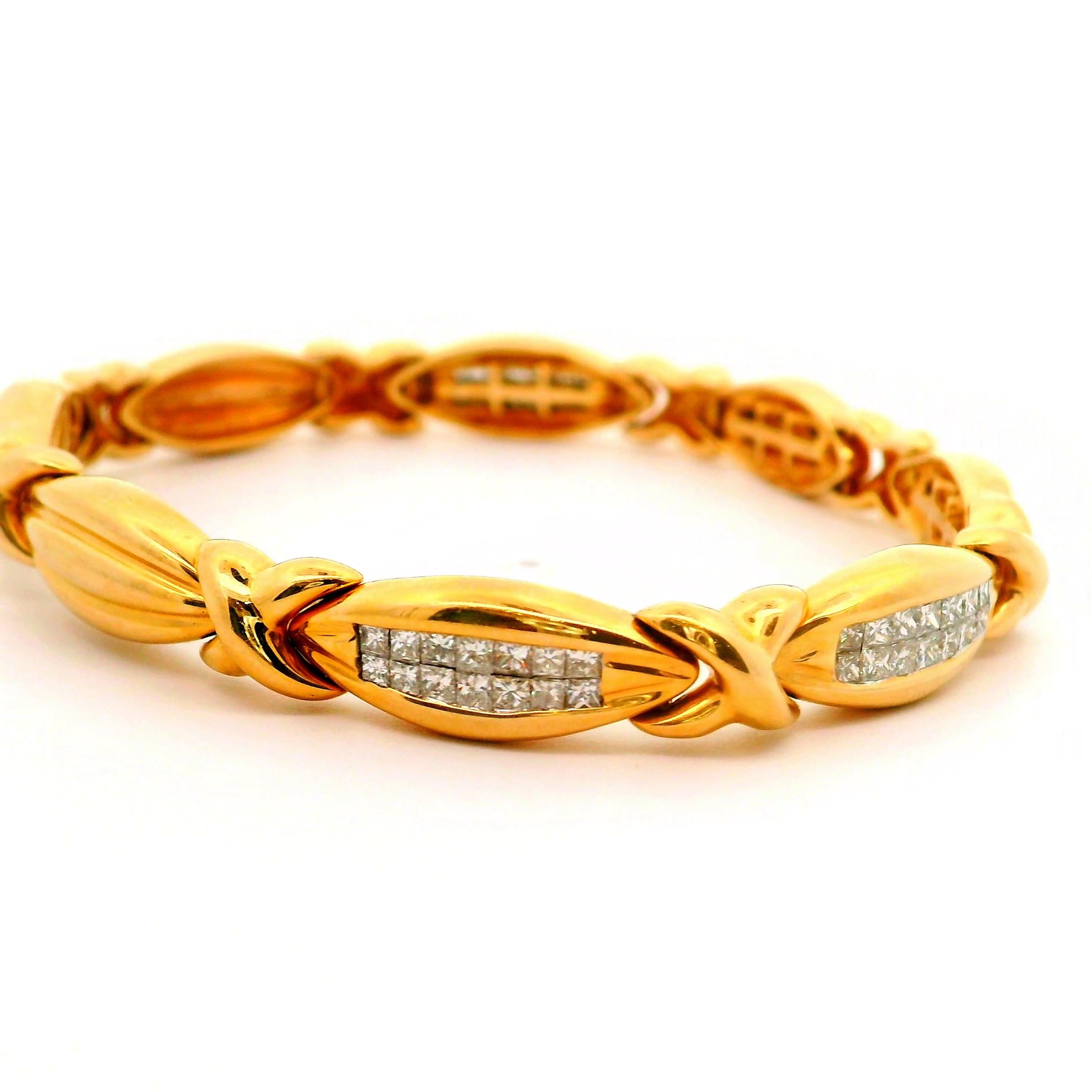Diamond 14K Yellow Gold Intertwined Link Bracelet