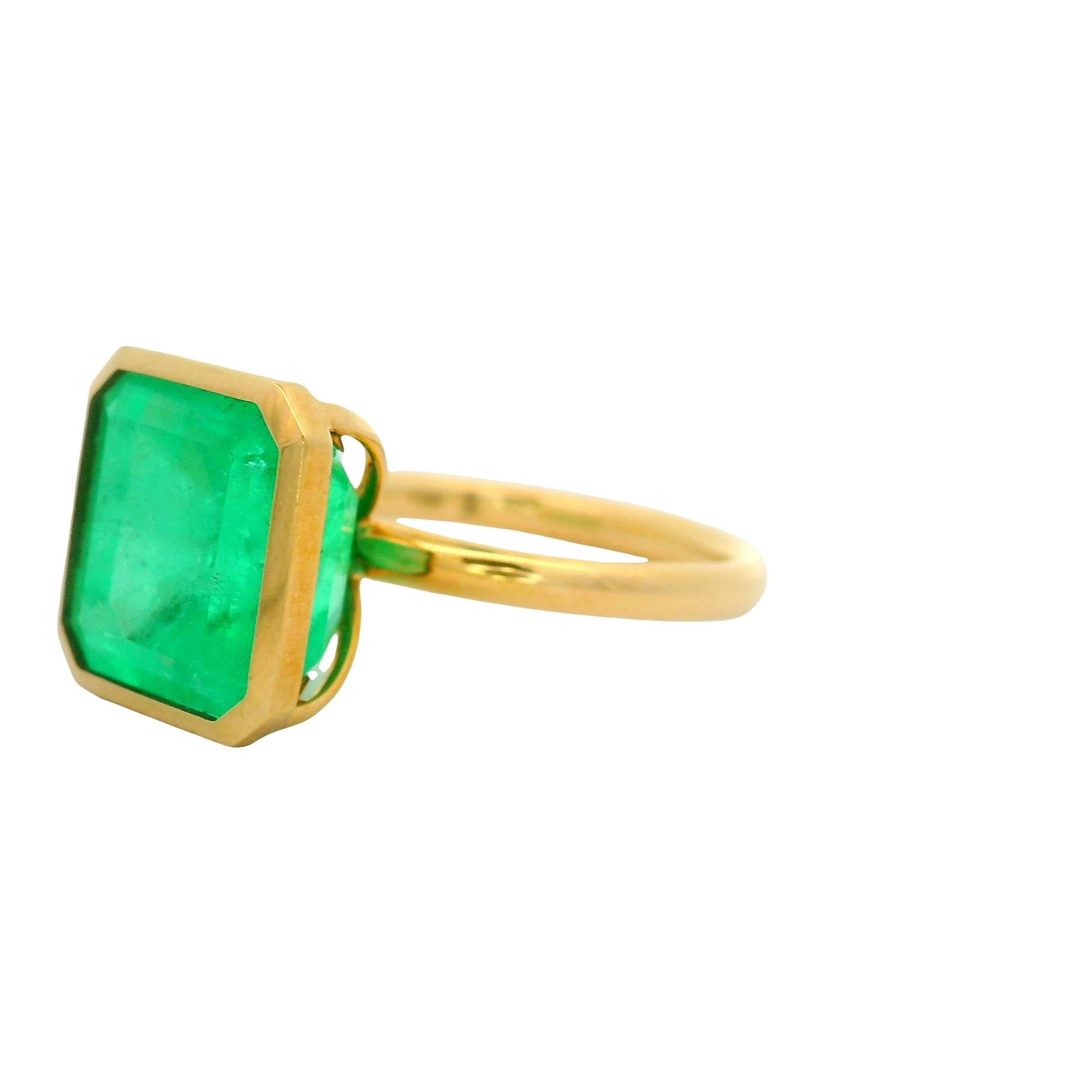 7.03 Carat Emerald 18K Yellow Gold Solitaire Bezel Ring
