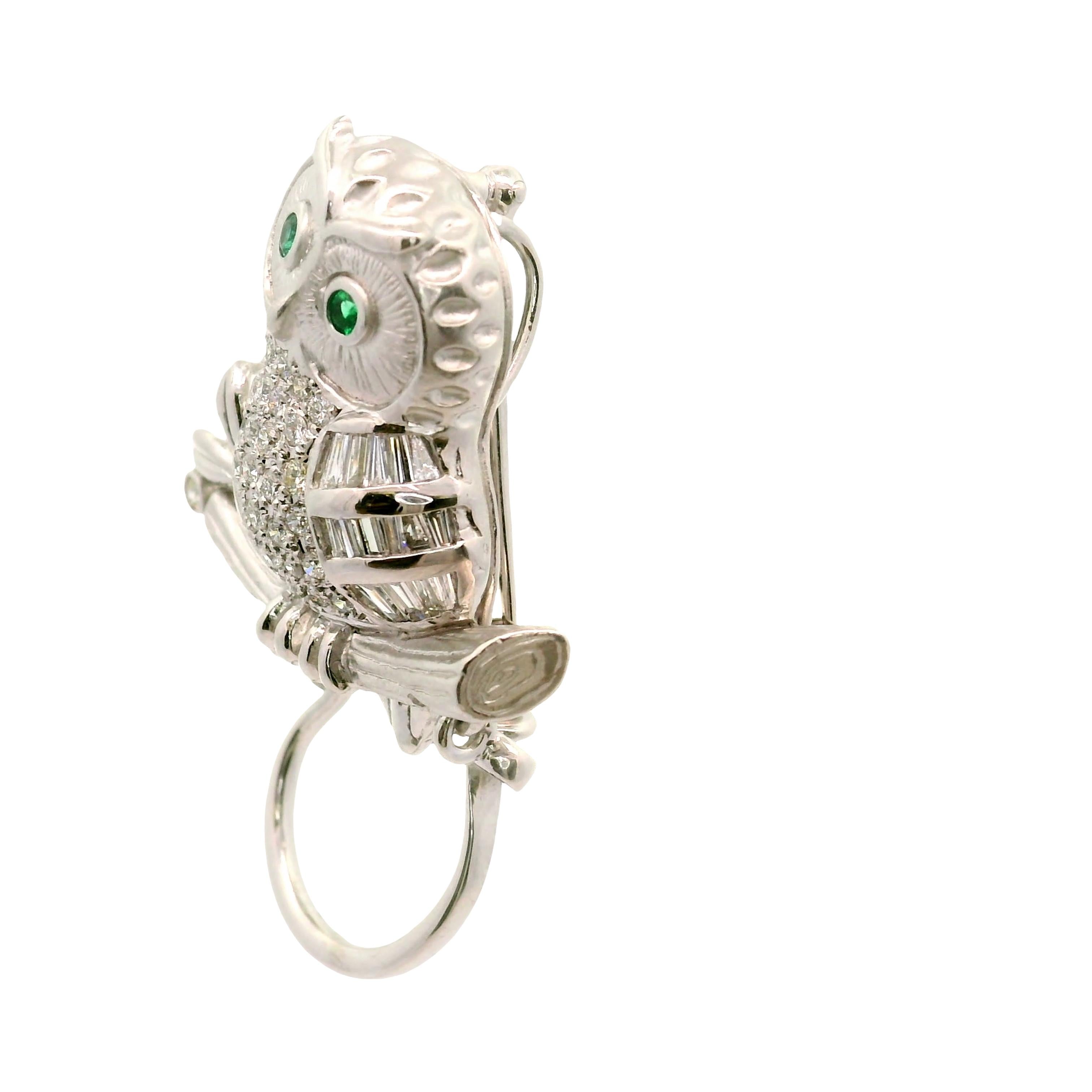 Diamond Emerald 18K White Gold Owl Brooch-Pendant