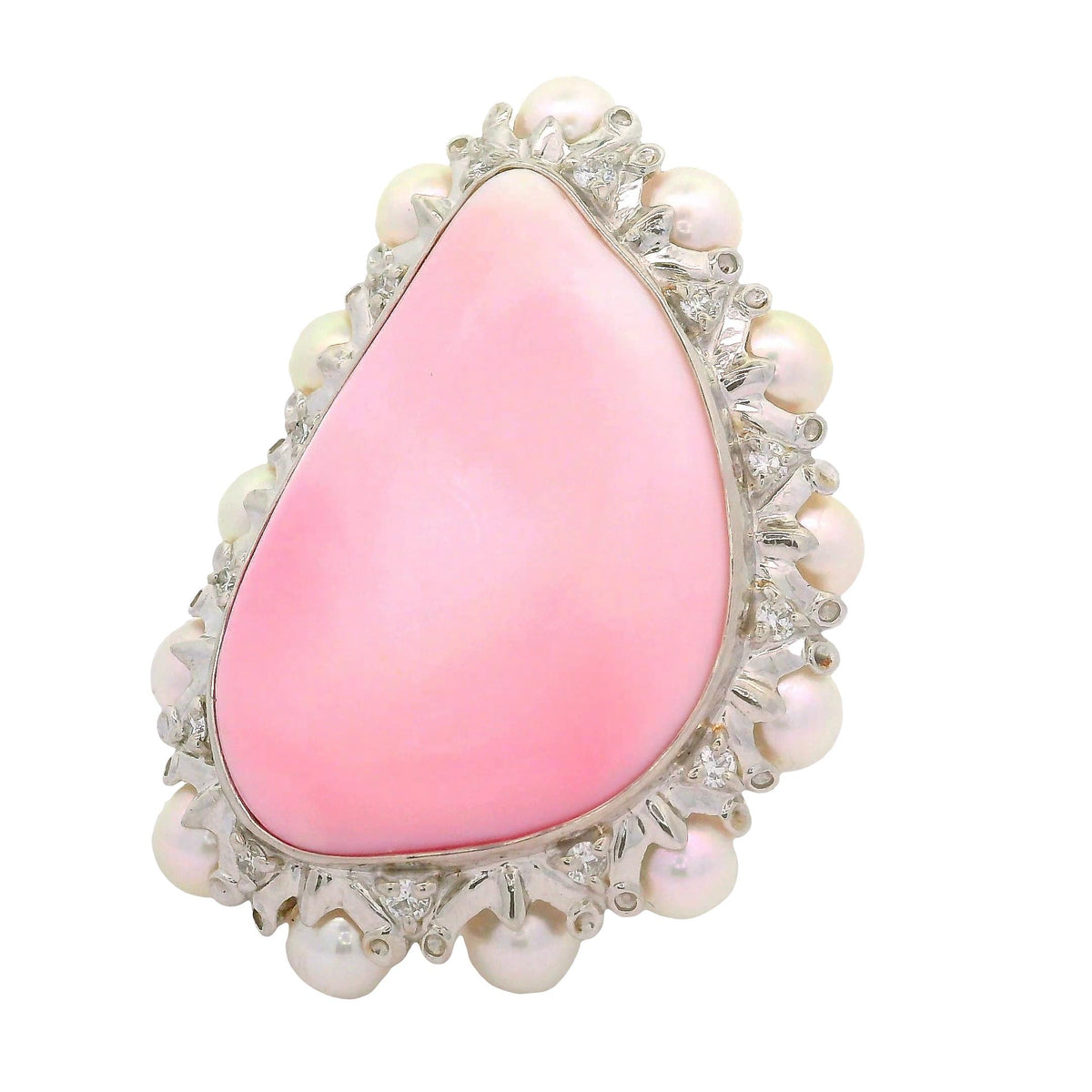 30.84 Carat Conch Pearl Akoya Pearls Diamond Platinum Ring, GIA Certified