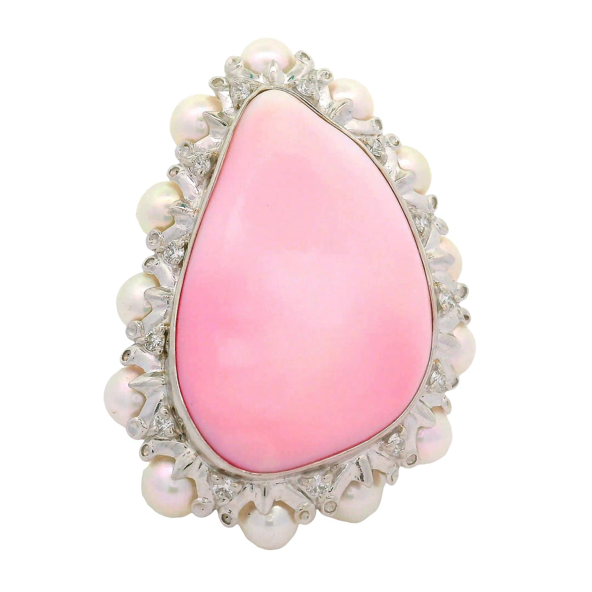 30.84 Carat Conch Pearl Akoya Pearls Diamond Platinum Ring, GIA Certified