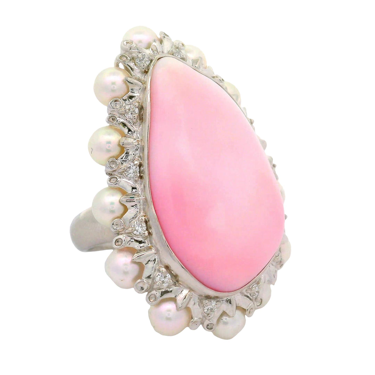 30.84 Carat Conch Pearl Akoya Pearls Diamond Platinum Ring, GIA Certified