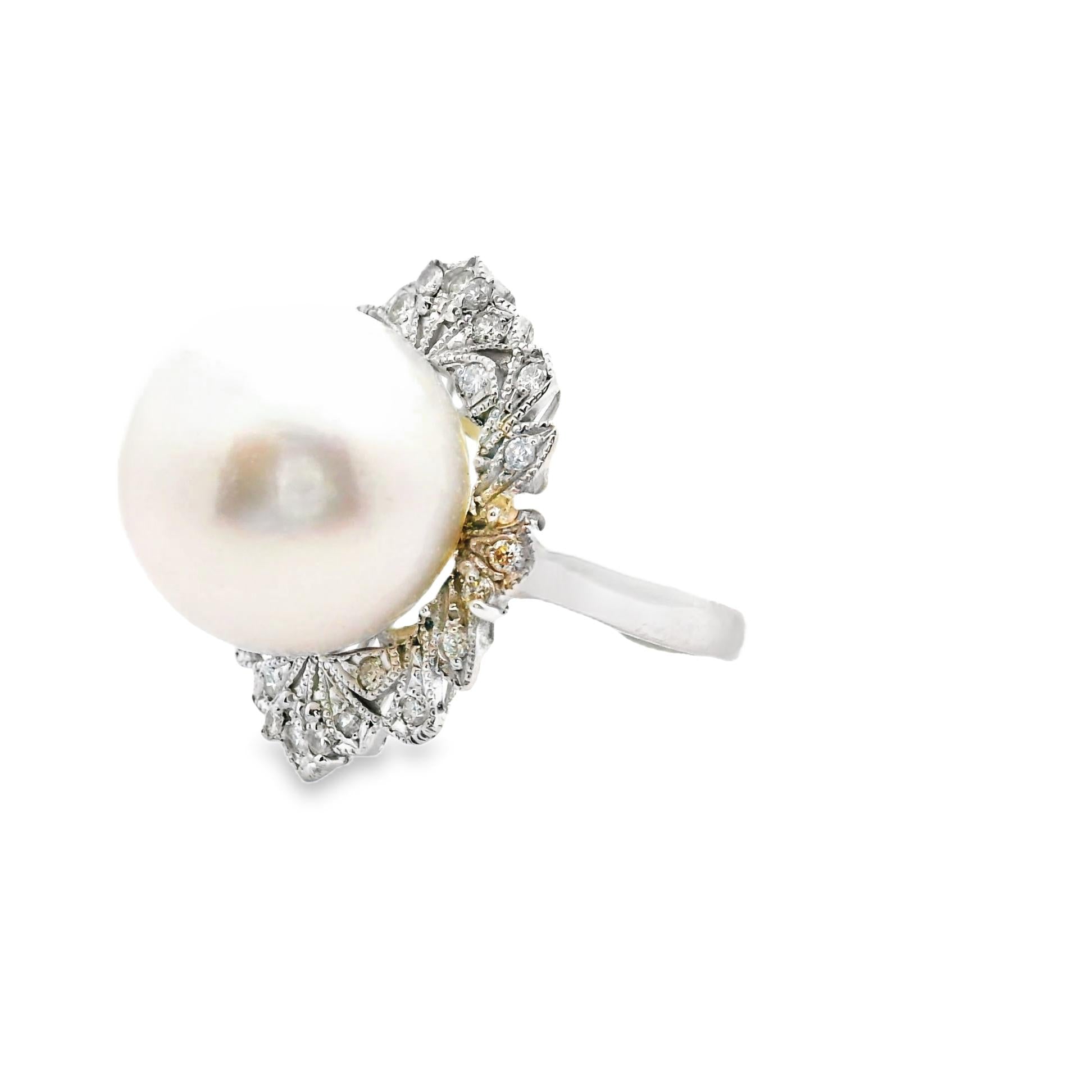 South Sea Pearl Diamond Antique Style 18k Gold Ring