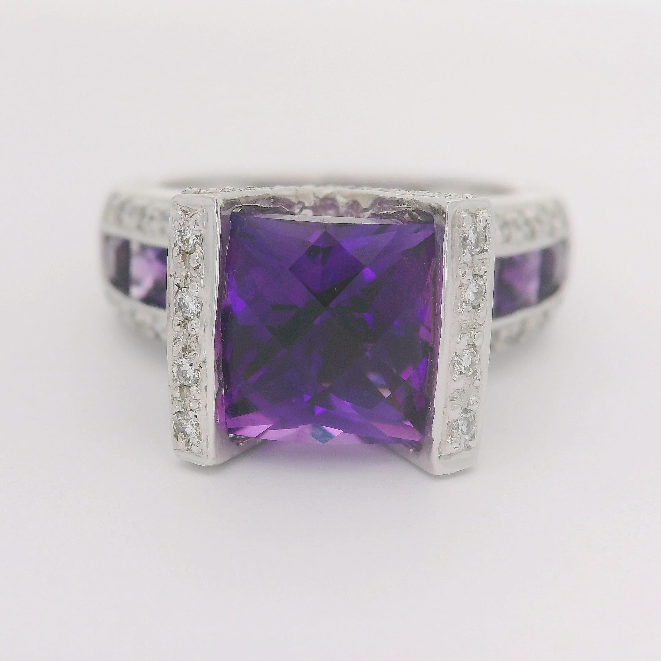 Bellari Amethyst Diamond 18K White Gold Ring