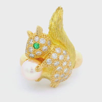 Akoya Pearl Diamond Emerald 18K Yellow Gold Squirrel Ring