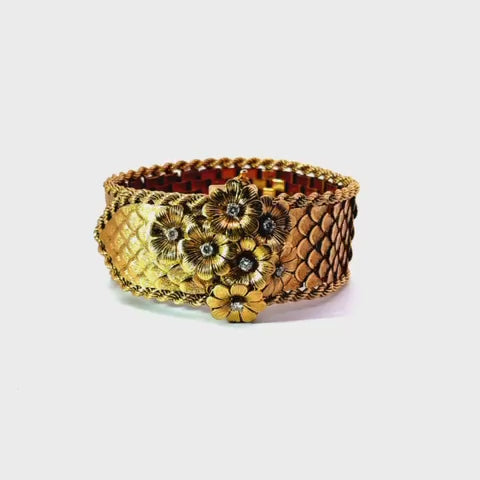 Mid-Century French Diamond Flower 18k Gold Bracelet