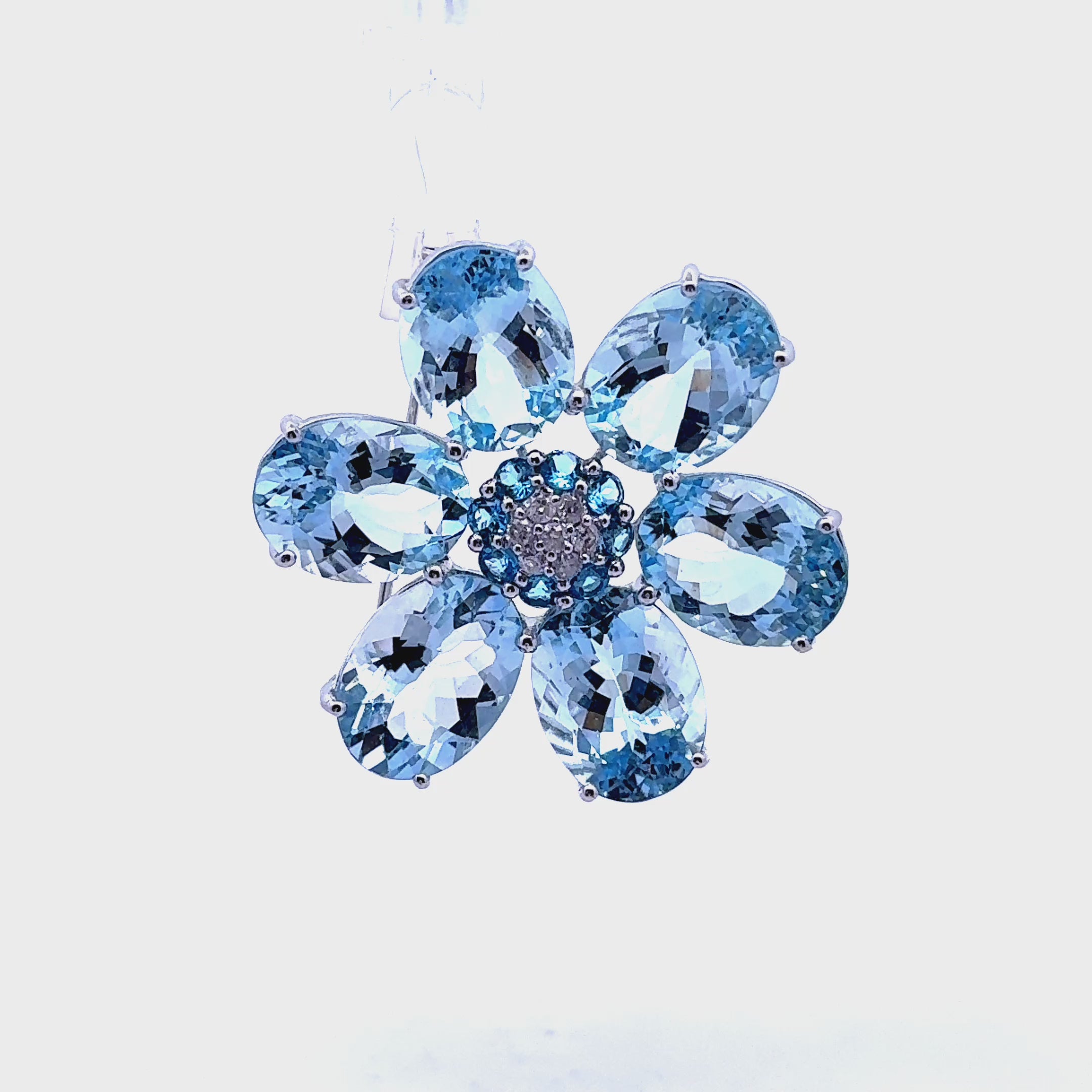 44.65 Carats Aquamarine Diamond 18k White Gold Flower Brooch-Pendant