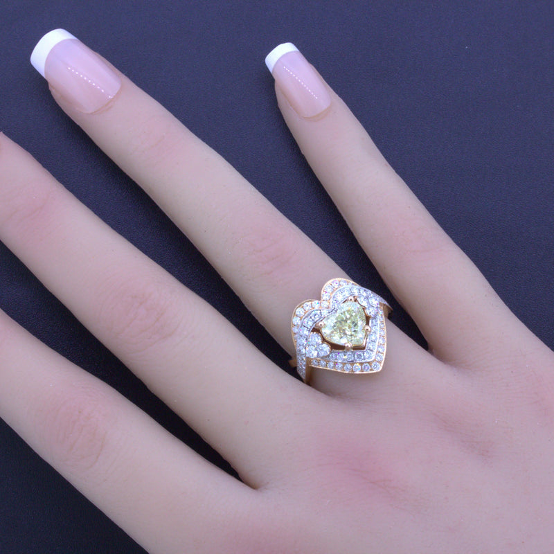 2.05 Carat Fancy Light Yellow Heart-Shape Diamond 18K Rose Gold Ring, GIA Certif