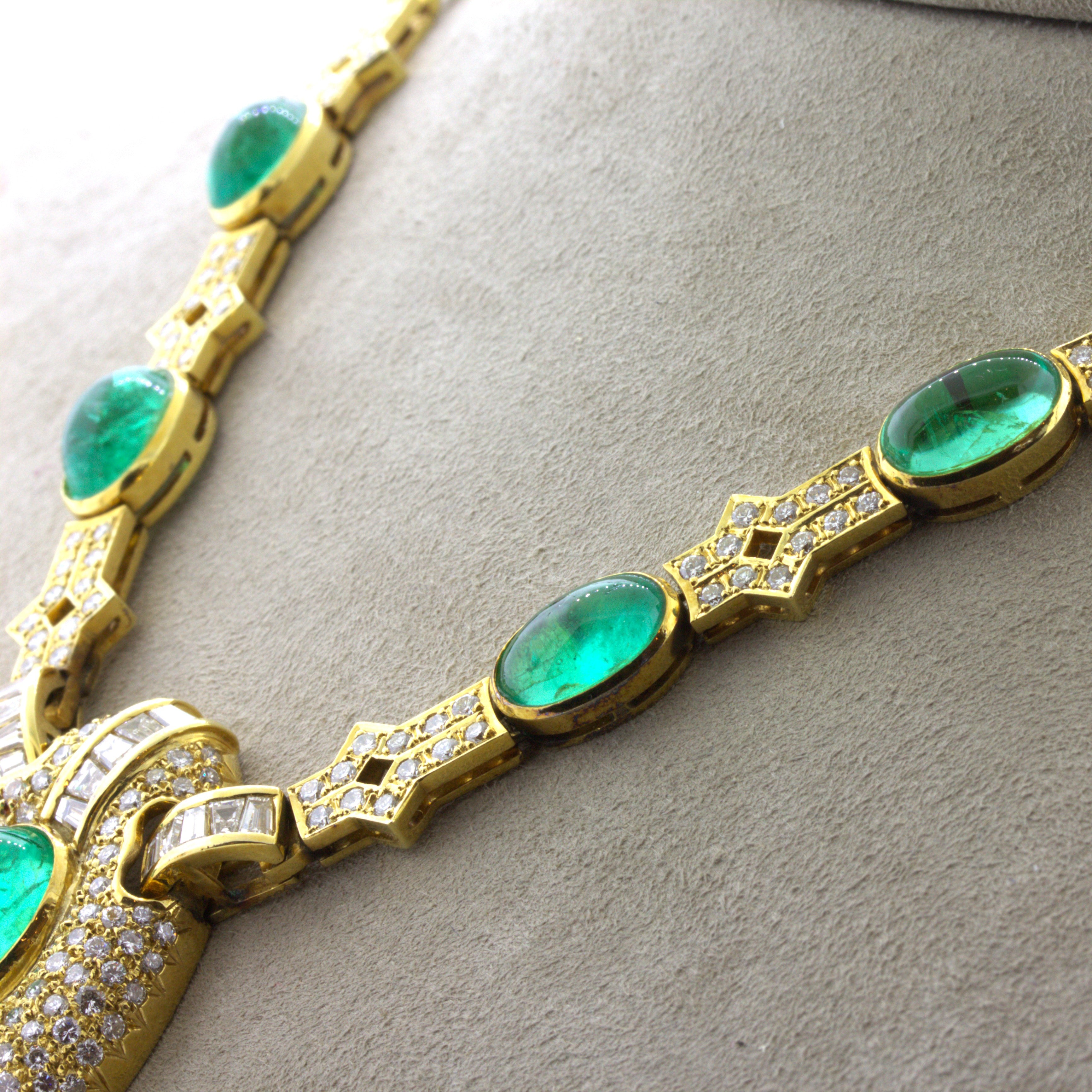 Cabochon Emerald Diamond 18k Yellow Gold Necklace