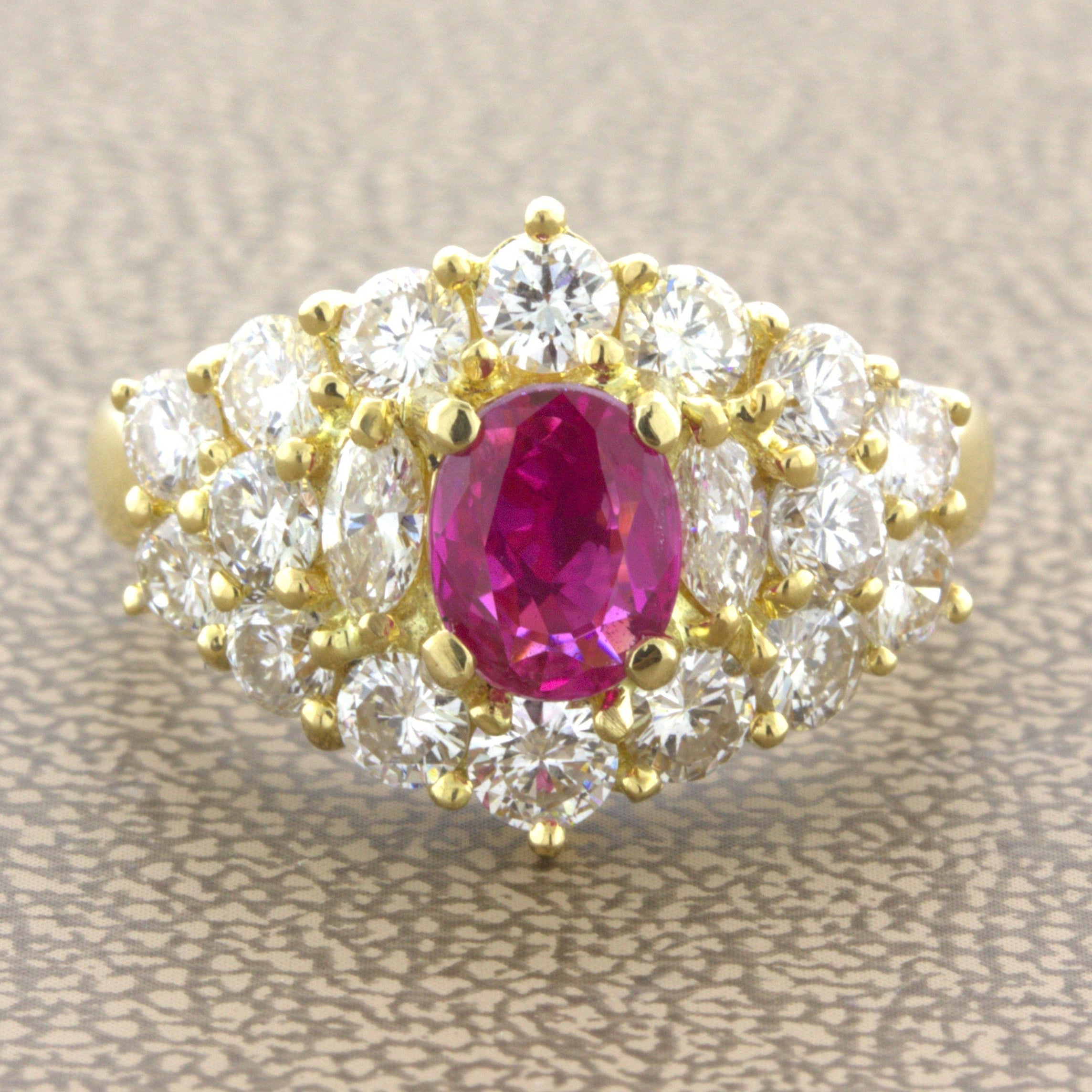 1.09 Carat Burma No-Heat Ruby Diamond 18K Yellow Gold Ring, GIA Certified