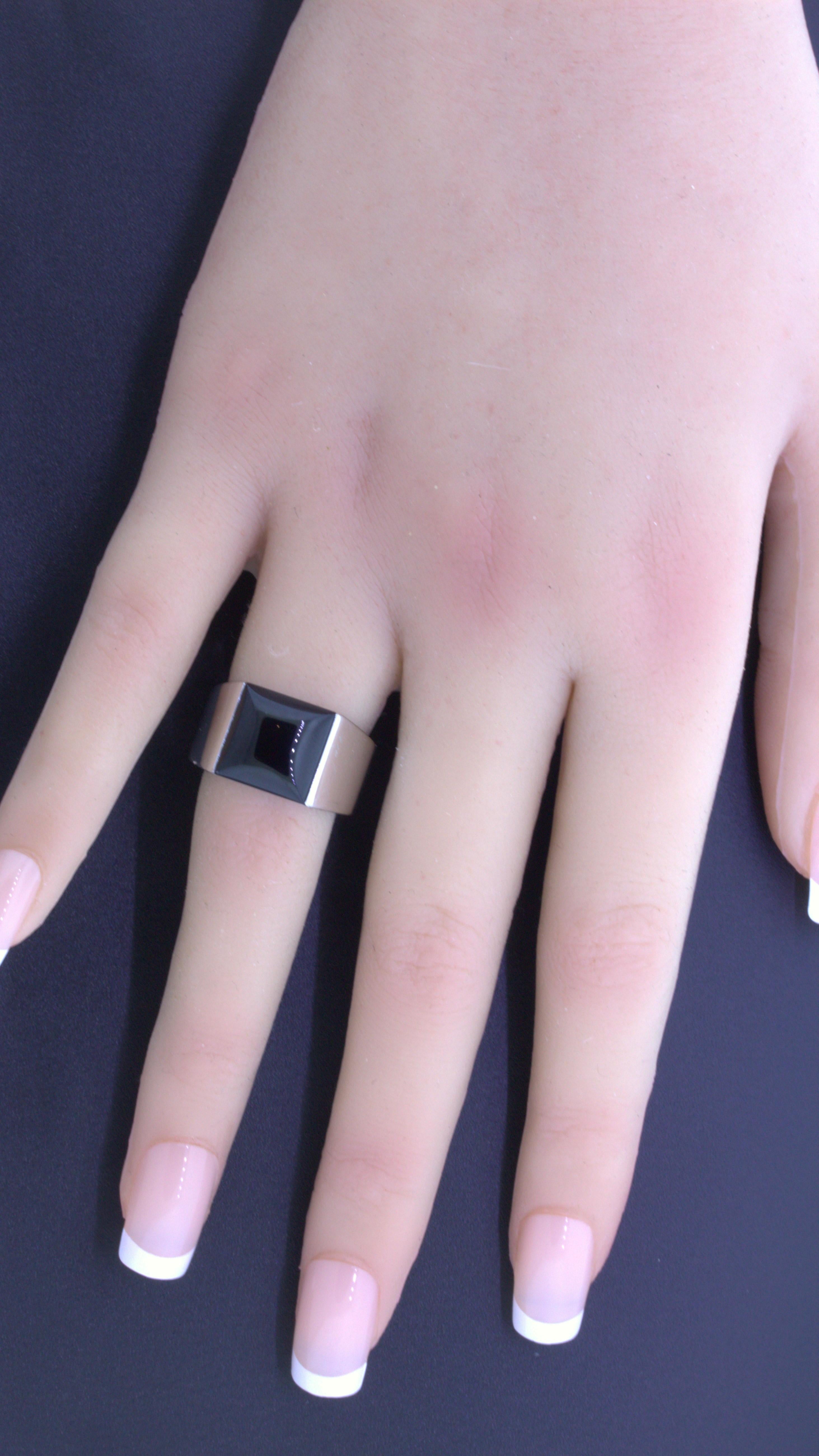 Cartier Onyx 18k White Gold Tank Ring