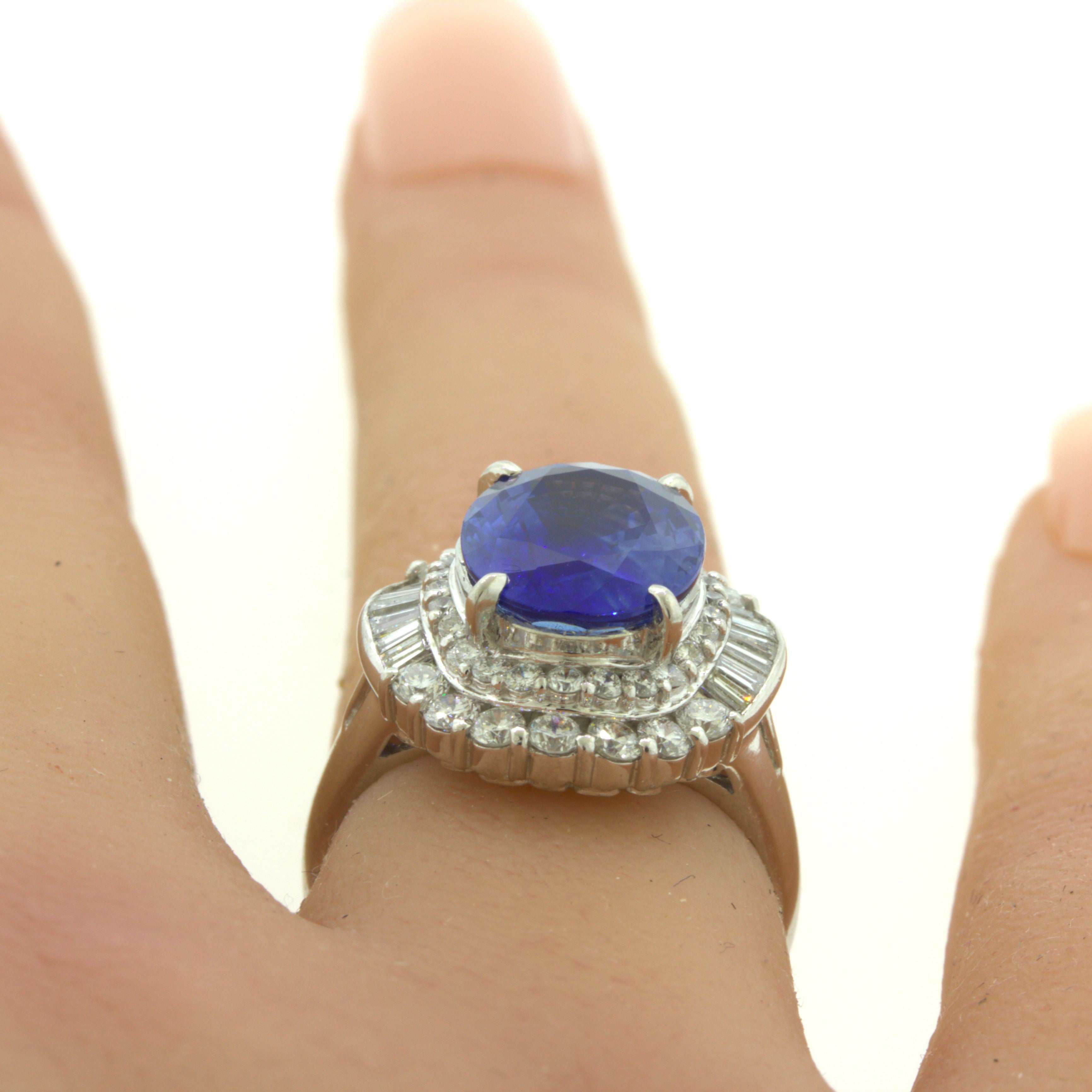 5.07 Carat Blue Sapphire Diamond Platinum Ring