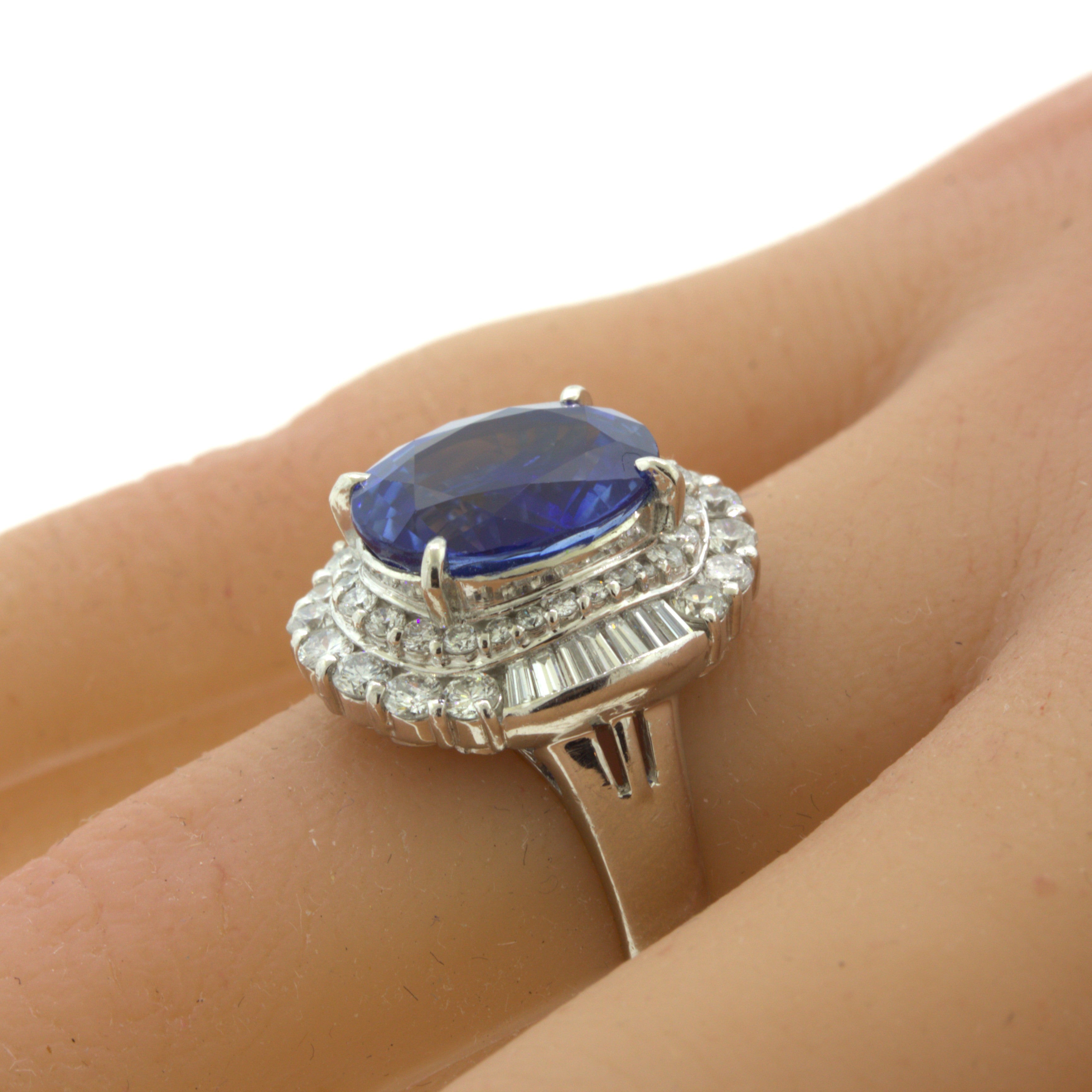 5.07 Carat Blue Sapphire Diamond Platinum Ring