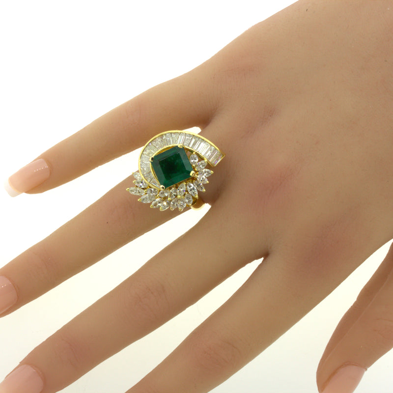 Emerald Diamond Cascade 18k Yellow Gold Pendant & Ring