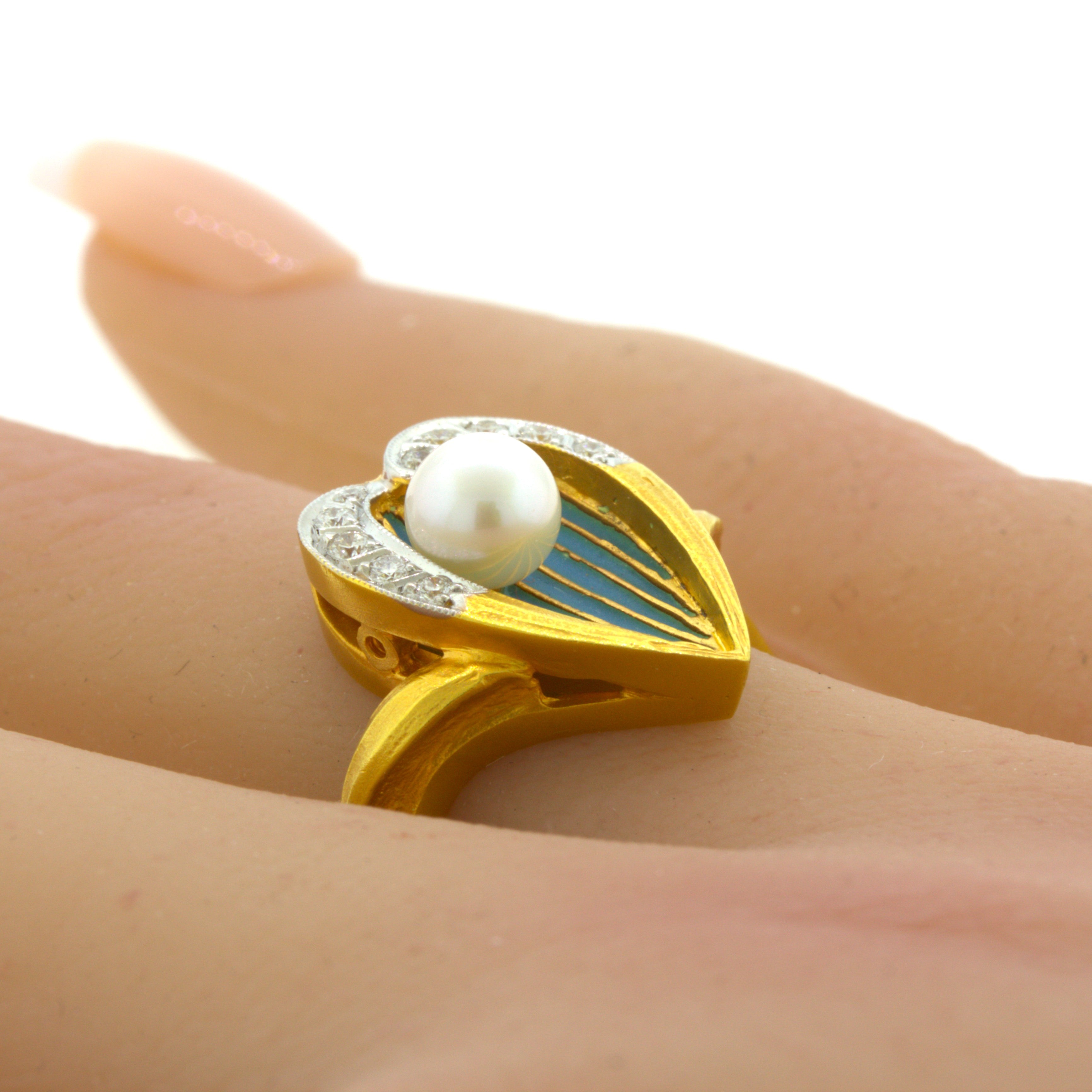 Masriera Diamond Pliqué-a-Jour Enamel Pearl 18K Yellow Gold Ring