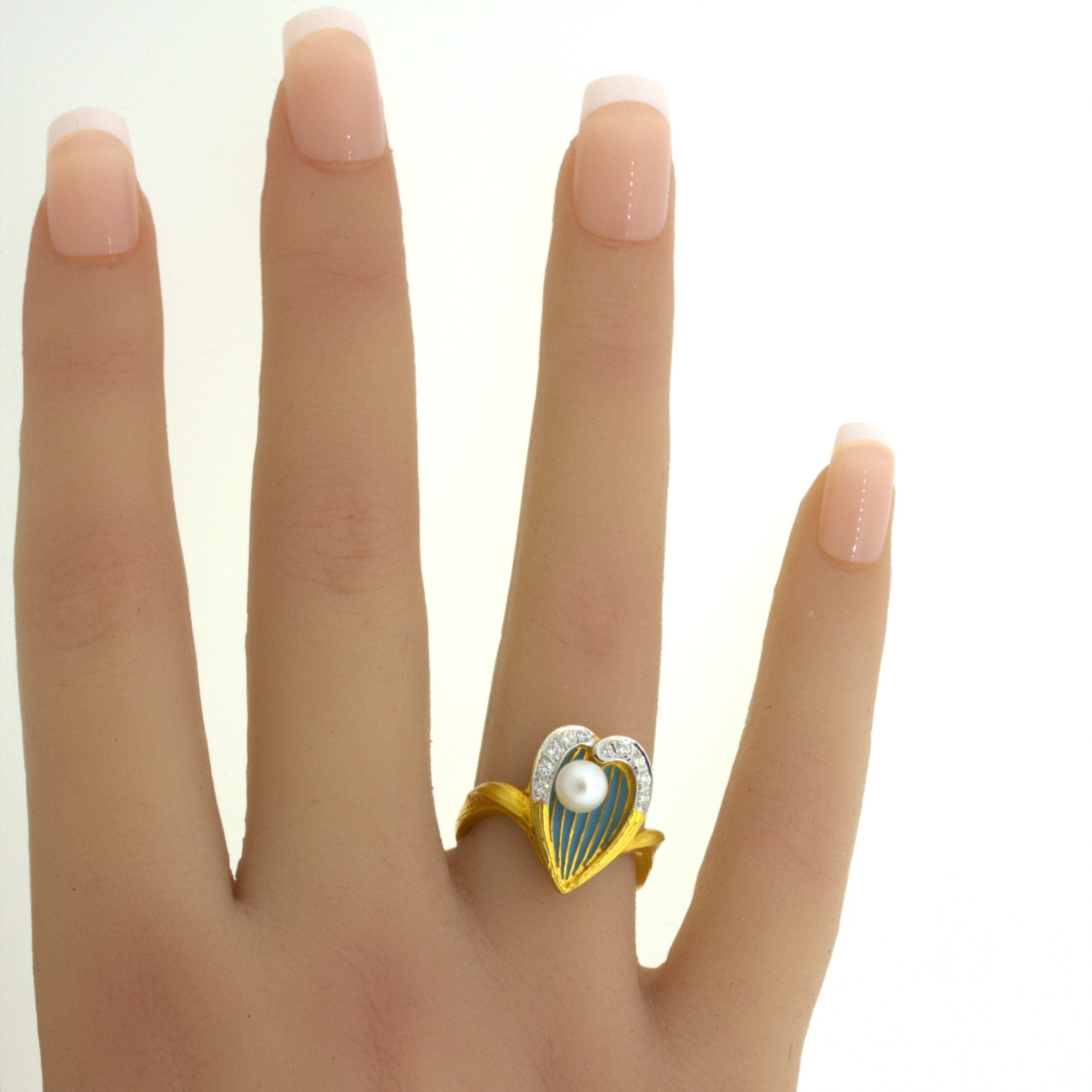 Masriera Diamond Pliqué-a-Jour Enamel Pearl 18K Yellow Gold Ring