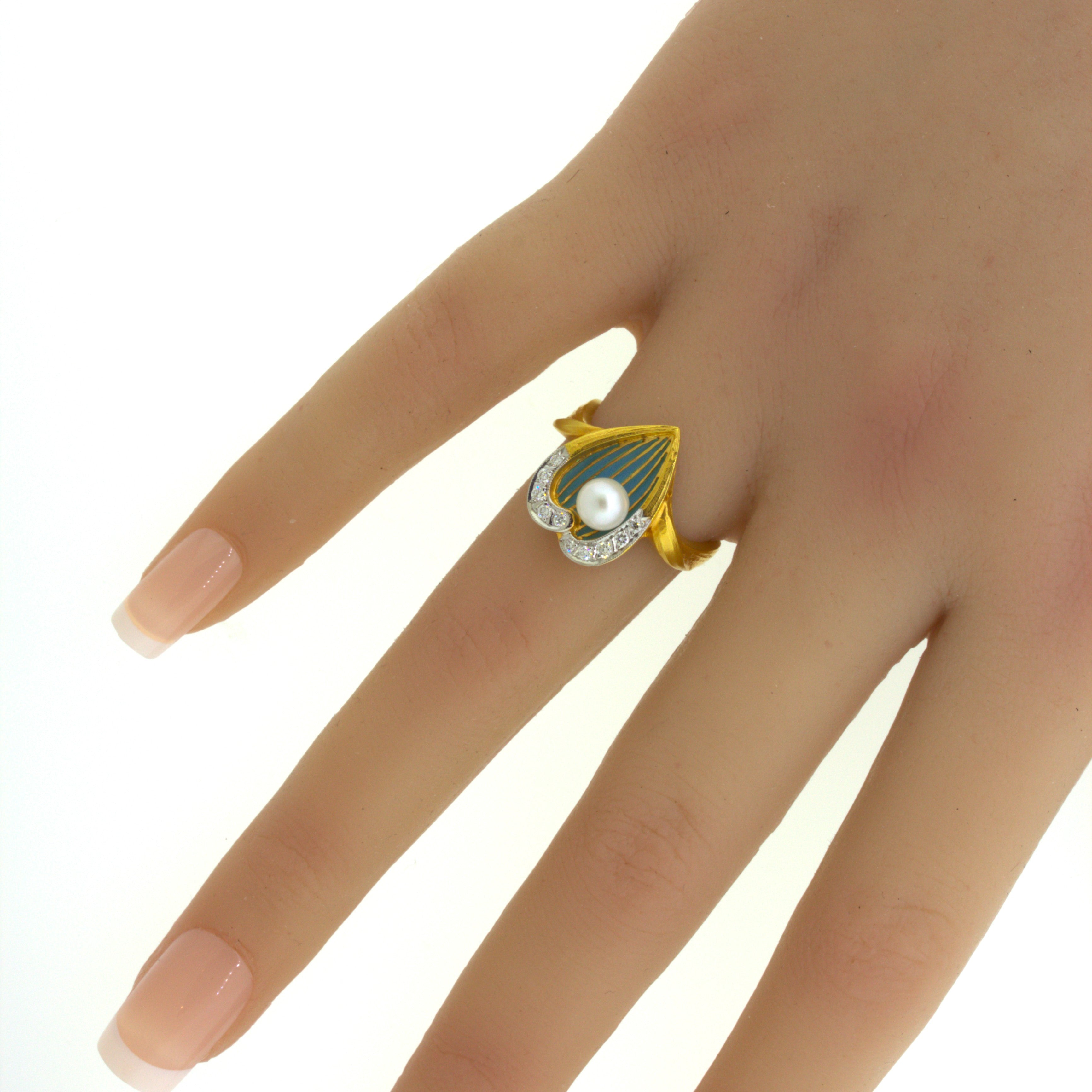 Masriera Diamond Pliqué-a-Jour Enamel Pearl 18K Yellow Gold Ring