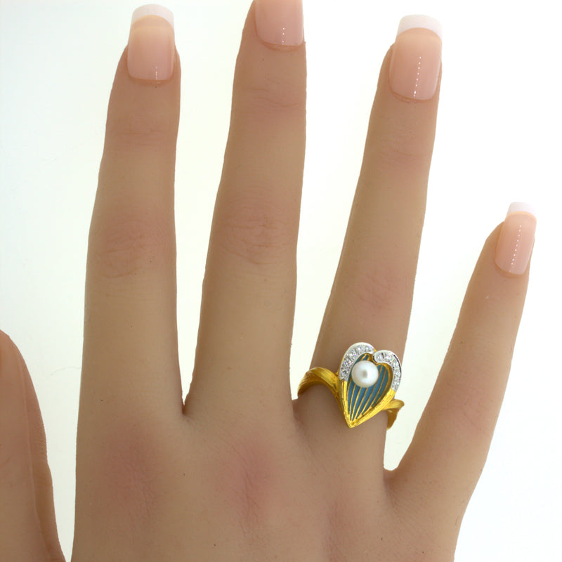 Masriera Diamond Pliqué-a-Jour Enamel Pearl 18K Yellow Gold Ring