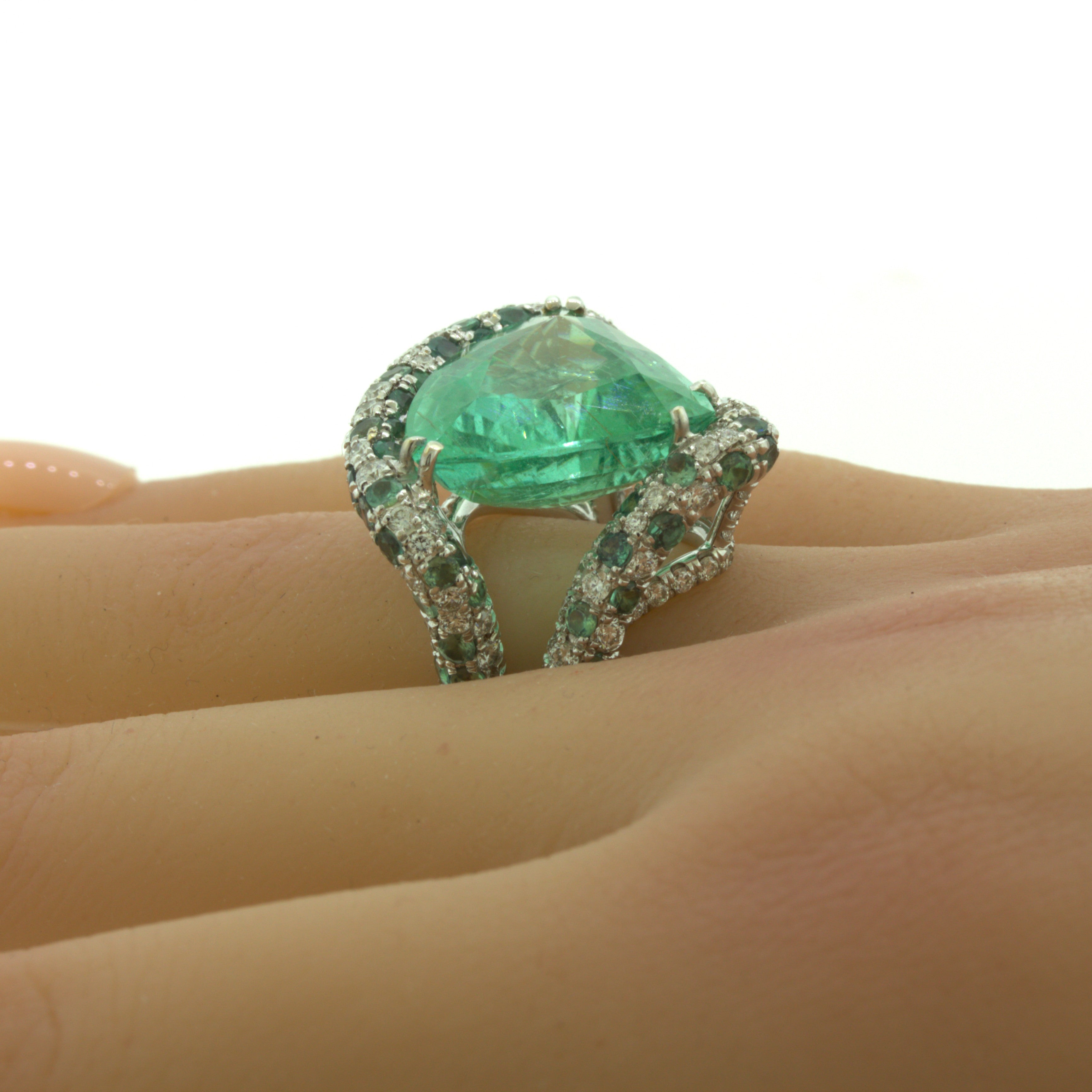 28.41 Carat Paraiba Tourmaline Diamond Alexandrite 18K White Gold Cocktail Ring