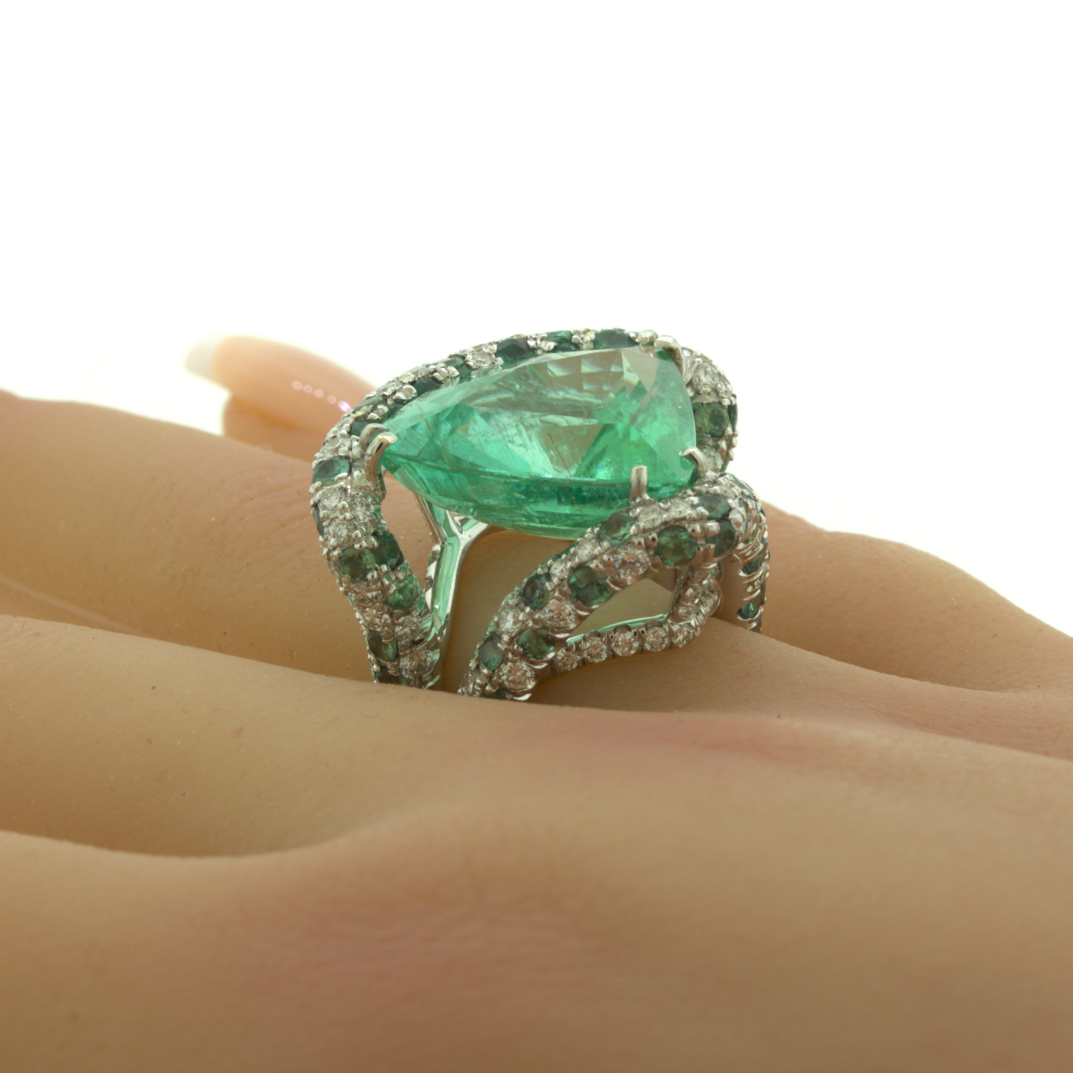 28.41 Carat Paraiba Tourmaline Diamond Alexandrite 18K White Gold Cocktail Ring