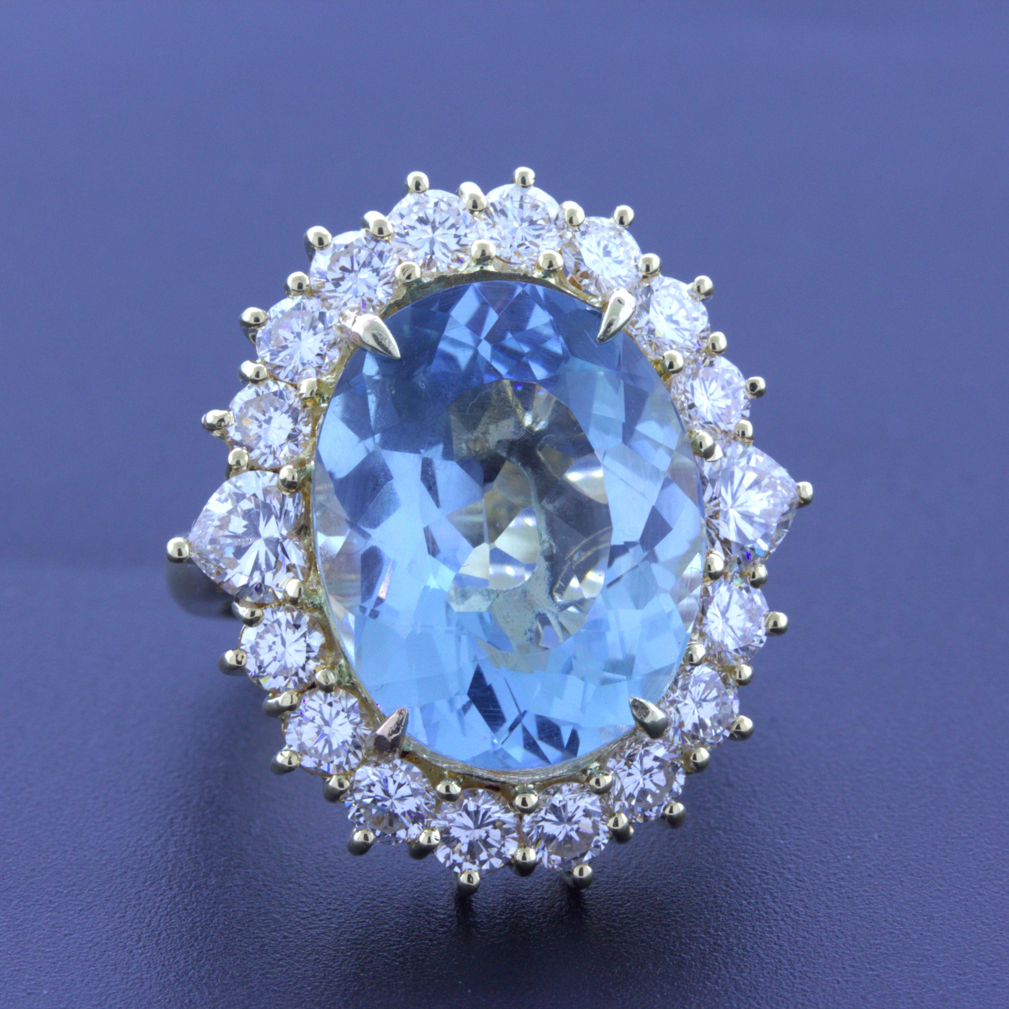 10.60 Carat Aquamarine Diamond Halo 18K Yellow Gold Cocktail Ring