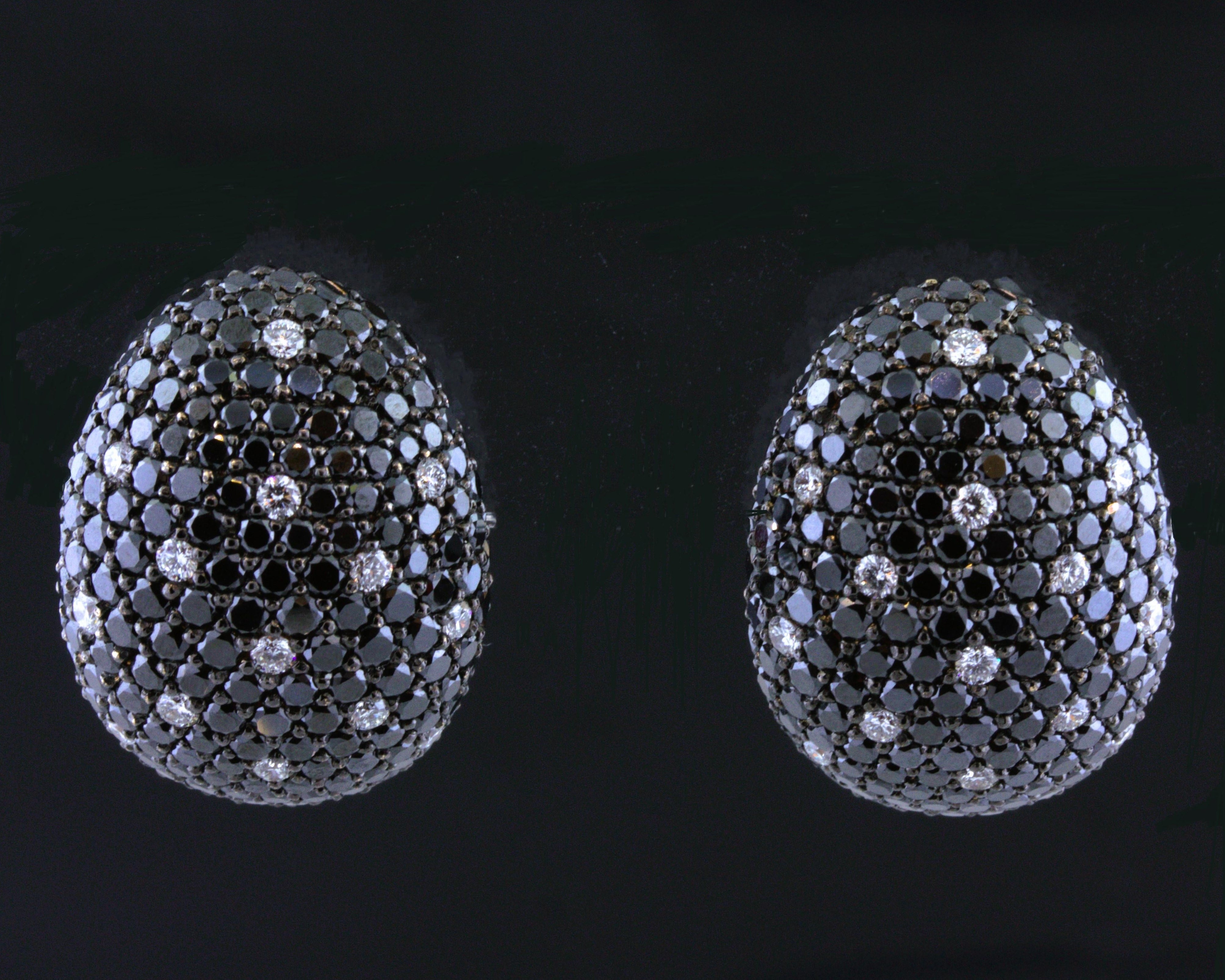 Black & White Diamond 18K Rose Gold Huggie Earrings