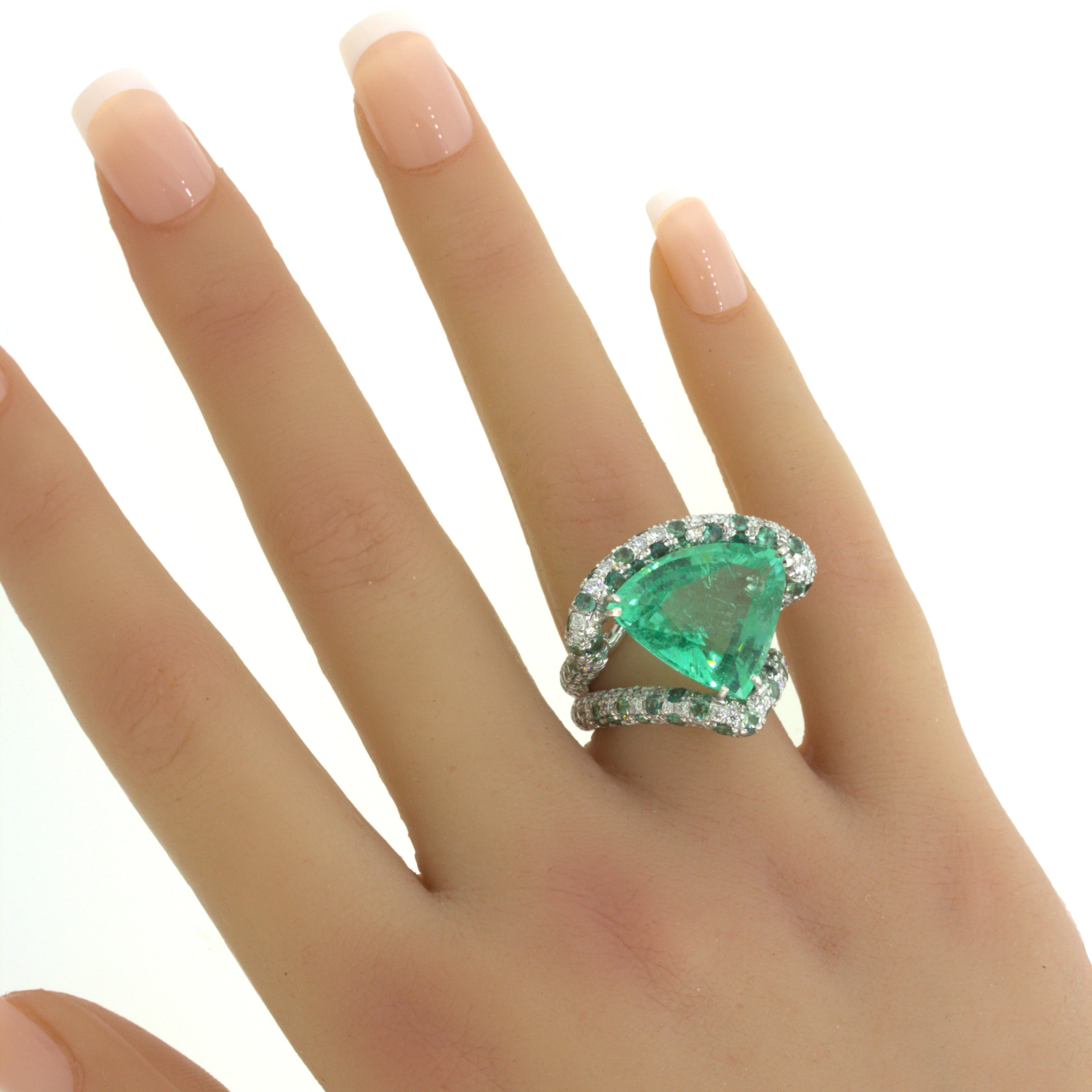 28.41 Carat Paraiba Tourmaline Diamond Alexandrite 18K White Gold Cocktail Ring