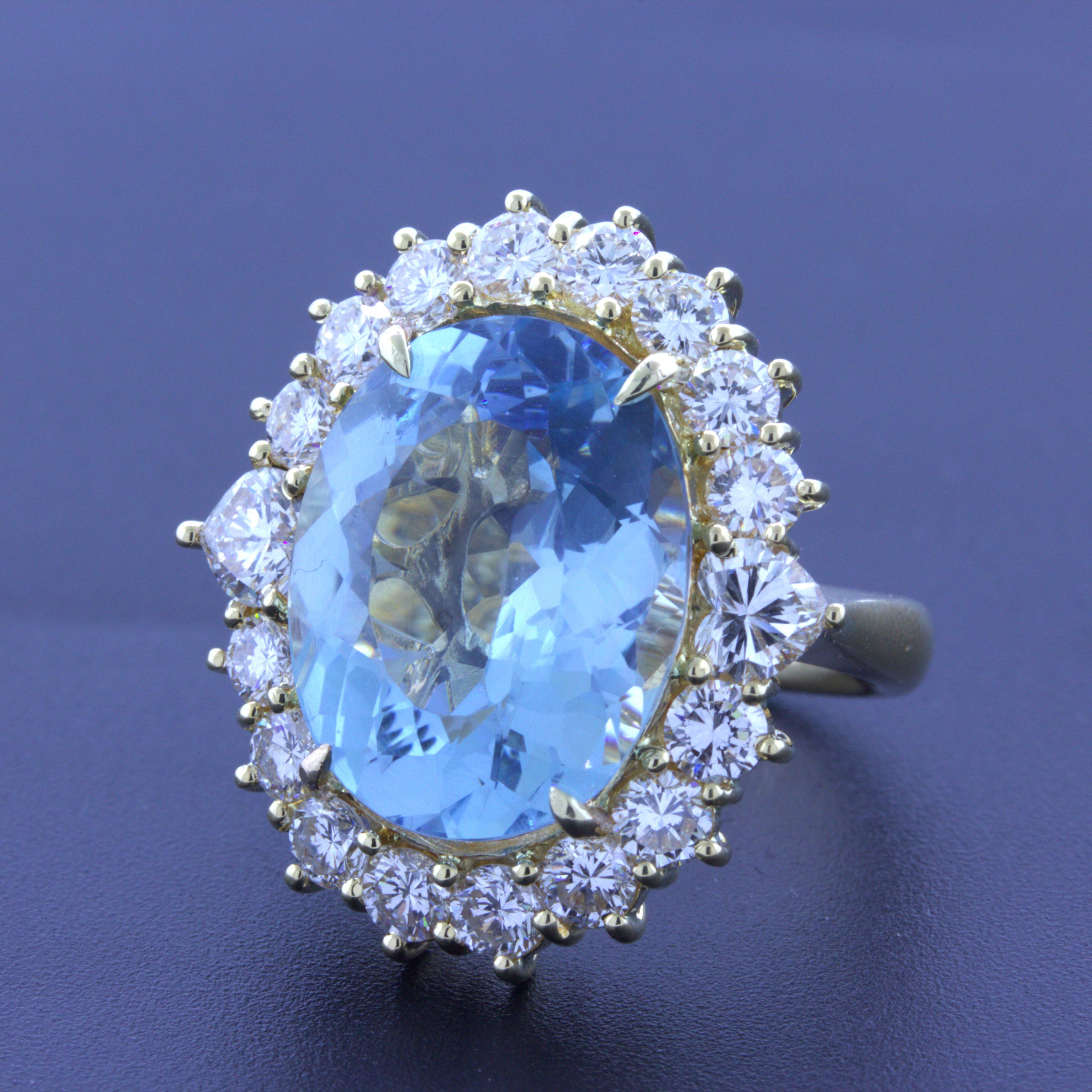 10.60 Carat Aquamarine Diamond Halo 18K Yellow Gold Cocktail Ring