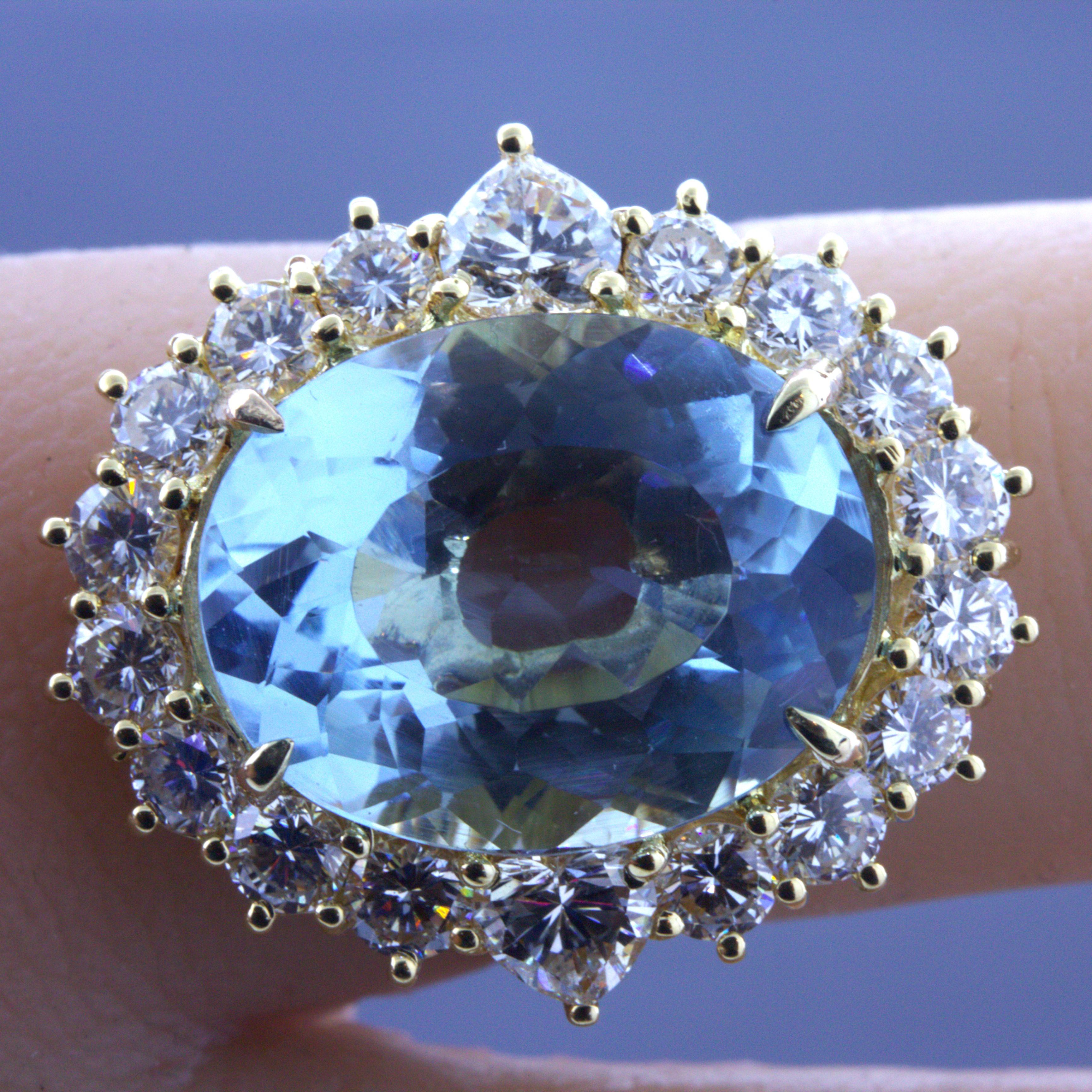 10.60 Carat Aquamarine Diamond Halo 18K Yellow Gold Cocktail Ring