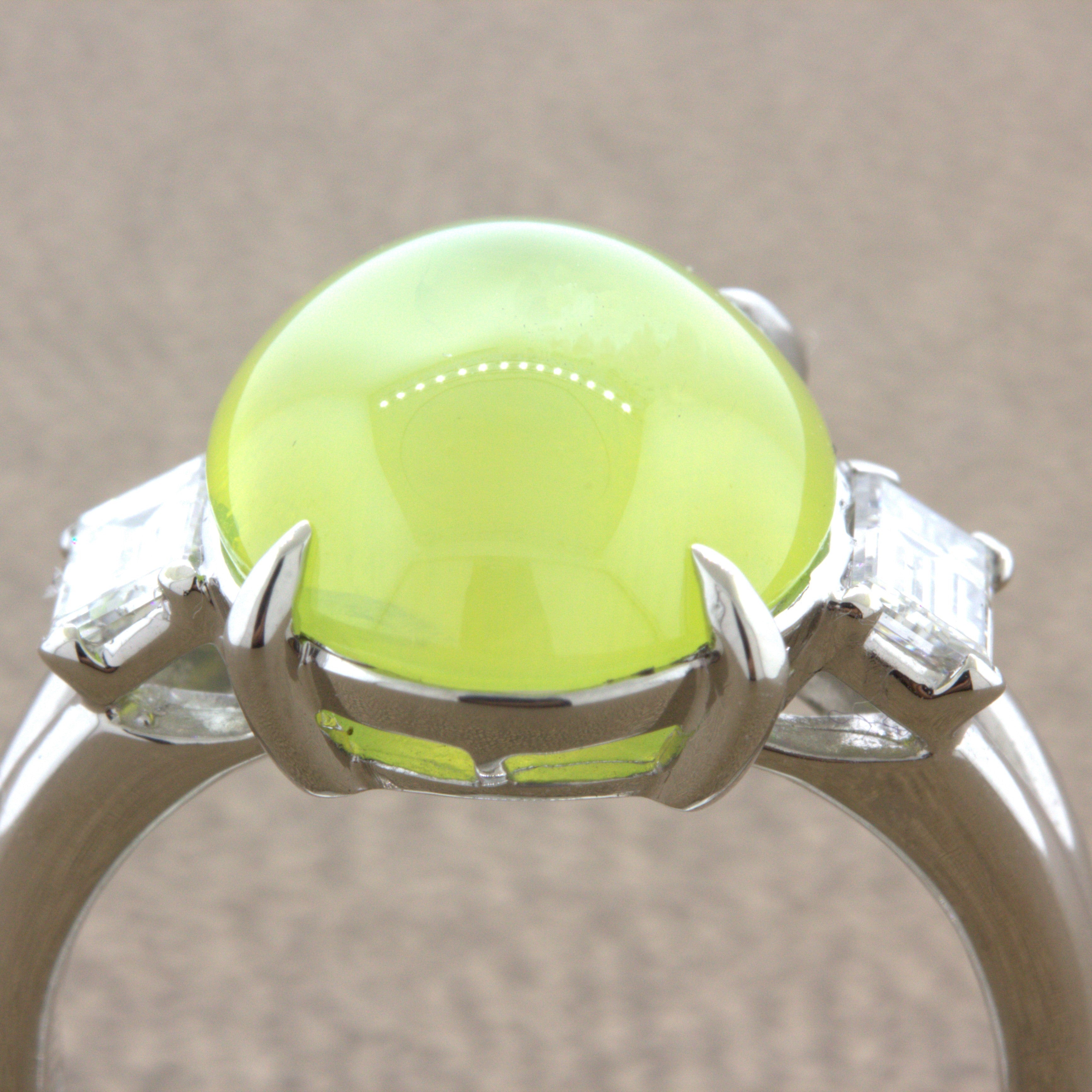 8.27 Carat Cats Eye Chrysoberyl Diamond 3-Stone Platinum Ring