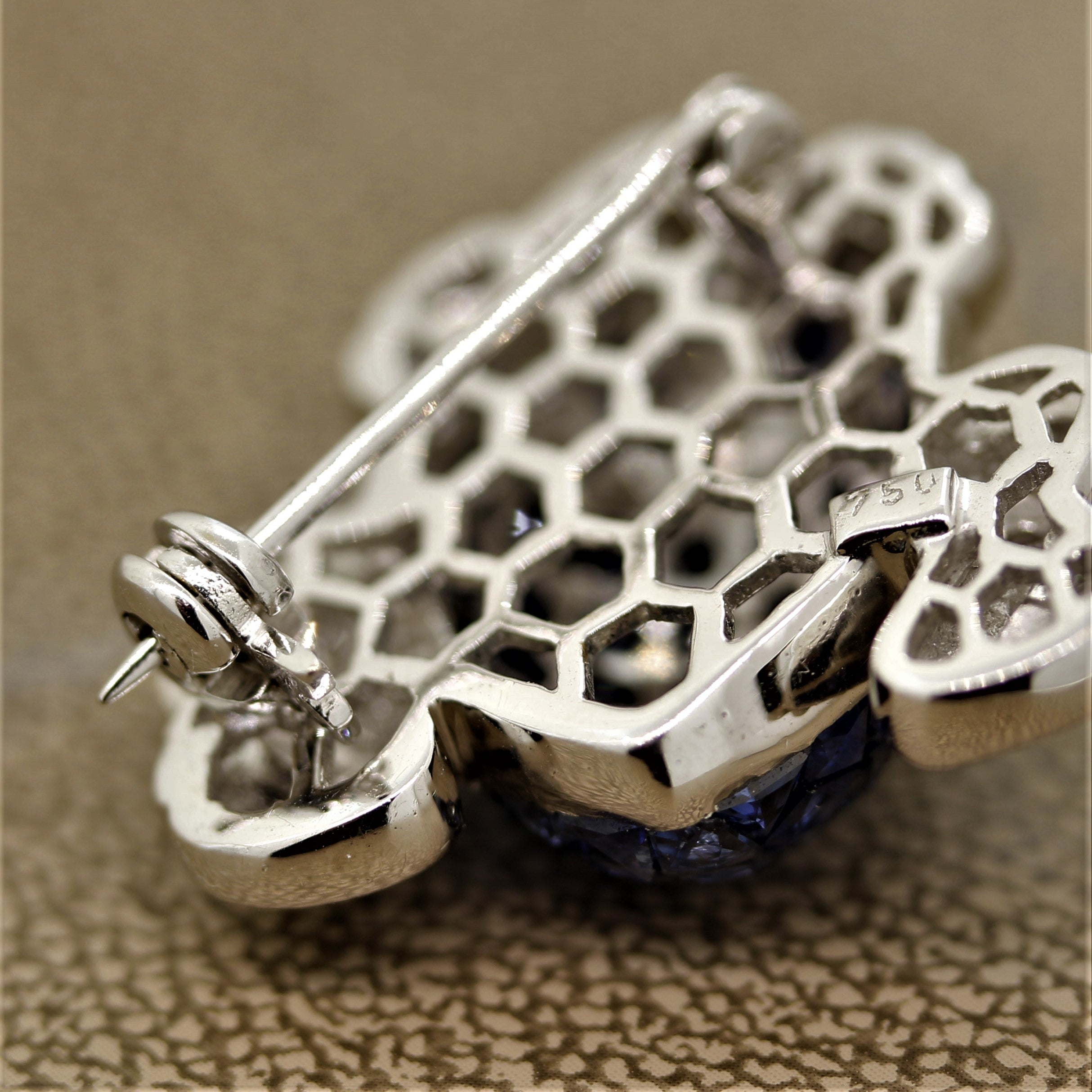 Mystery-Set Sapphire Diamond Gold Frog Brooch