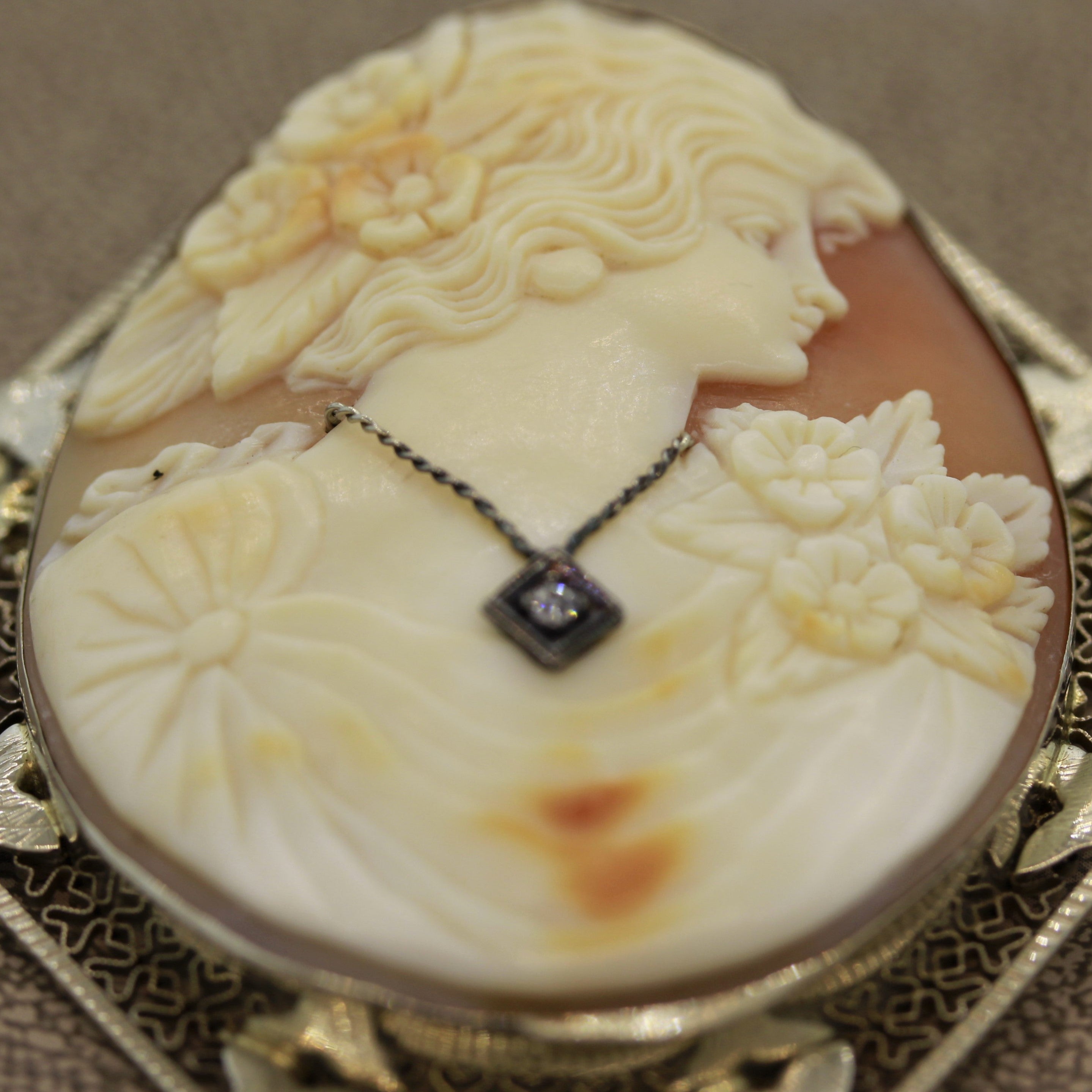 Antique Agate Cameo Diamond Gold Pendant-Brooch