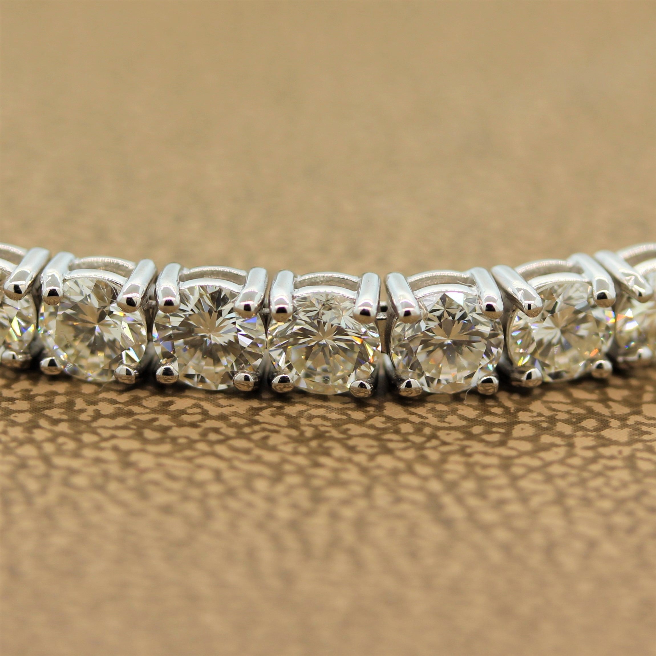 Classic Round Diamond Gold Tennis Bracelet