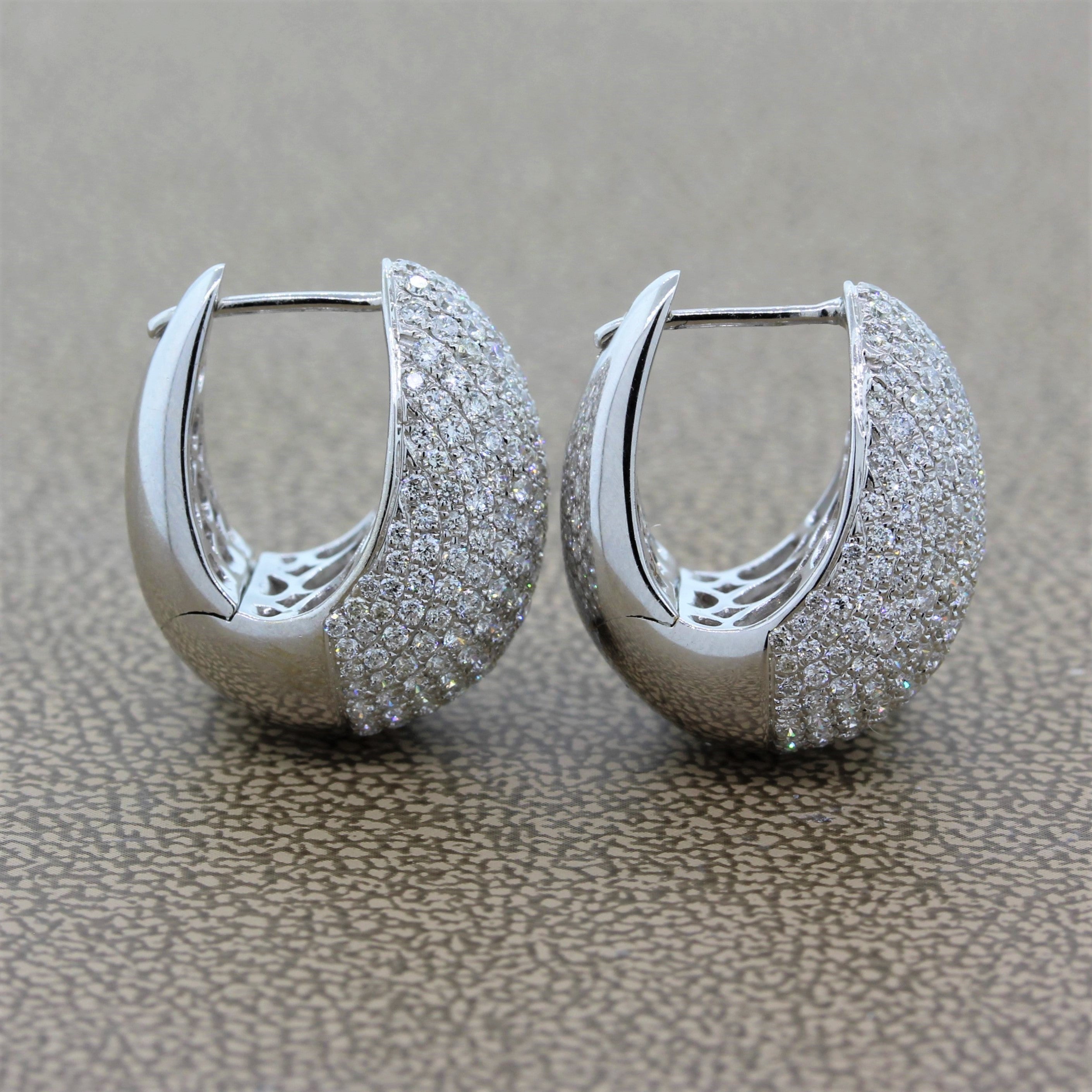 Modern Diamond Gold Earrings