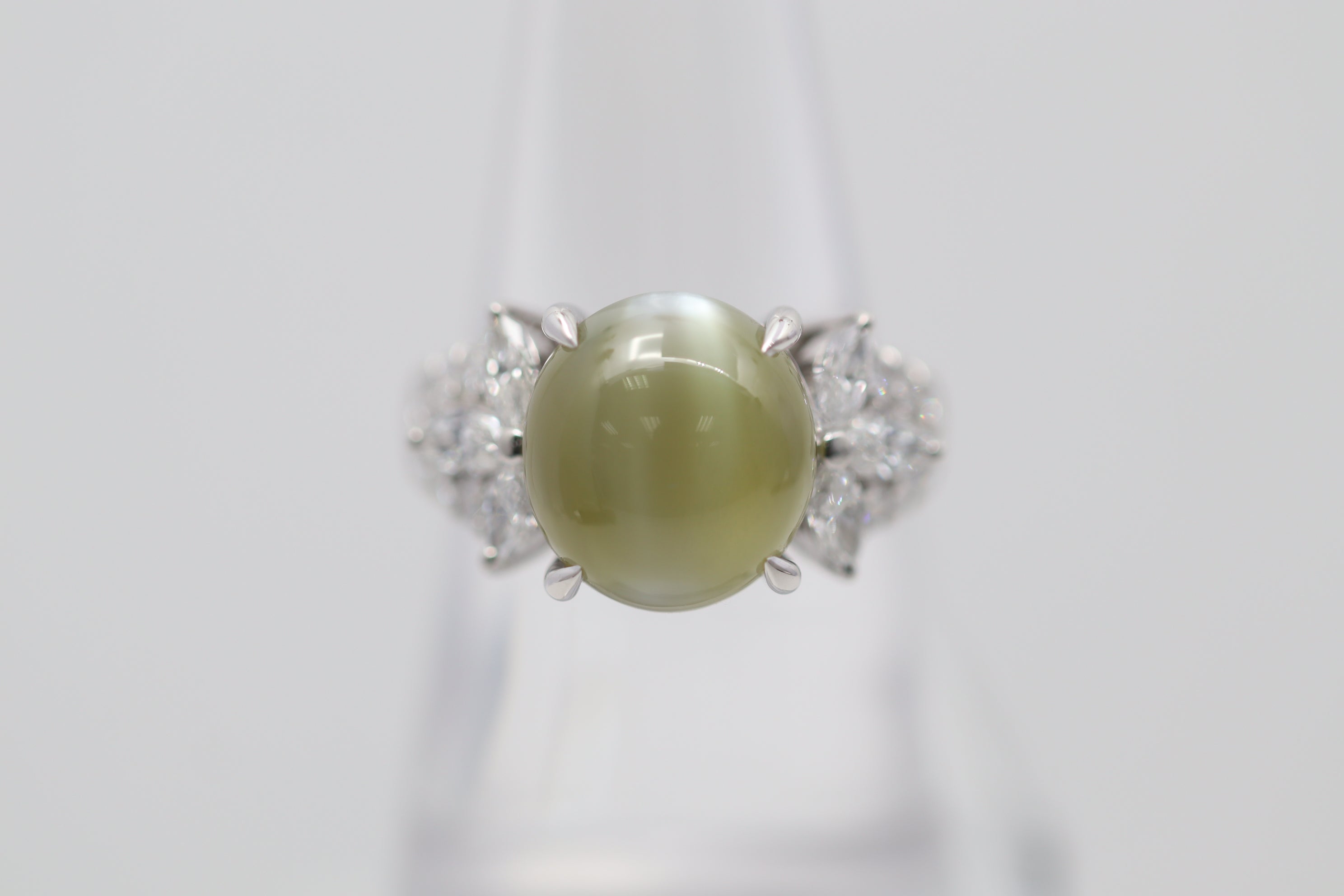 Gem Cats-Eye Chrysoberyl Diamond Platinum Ring