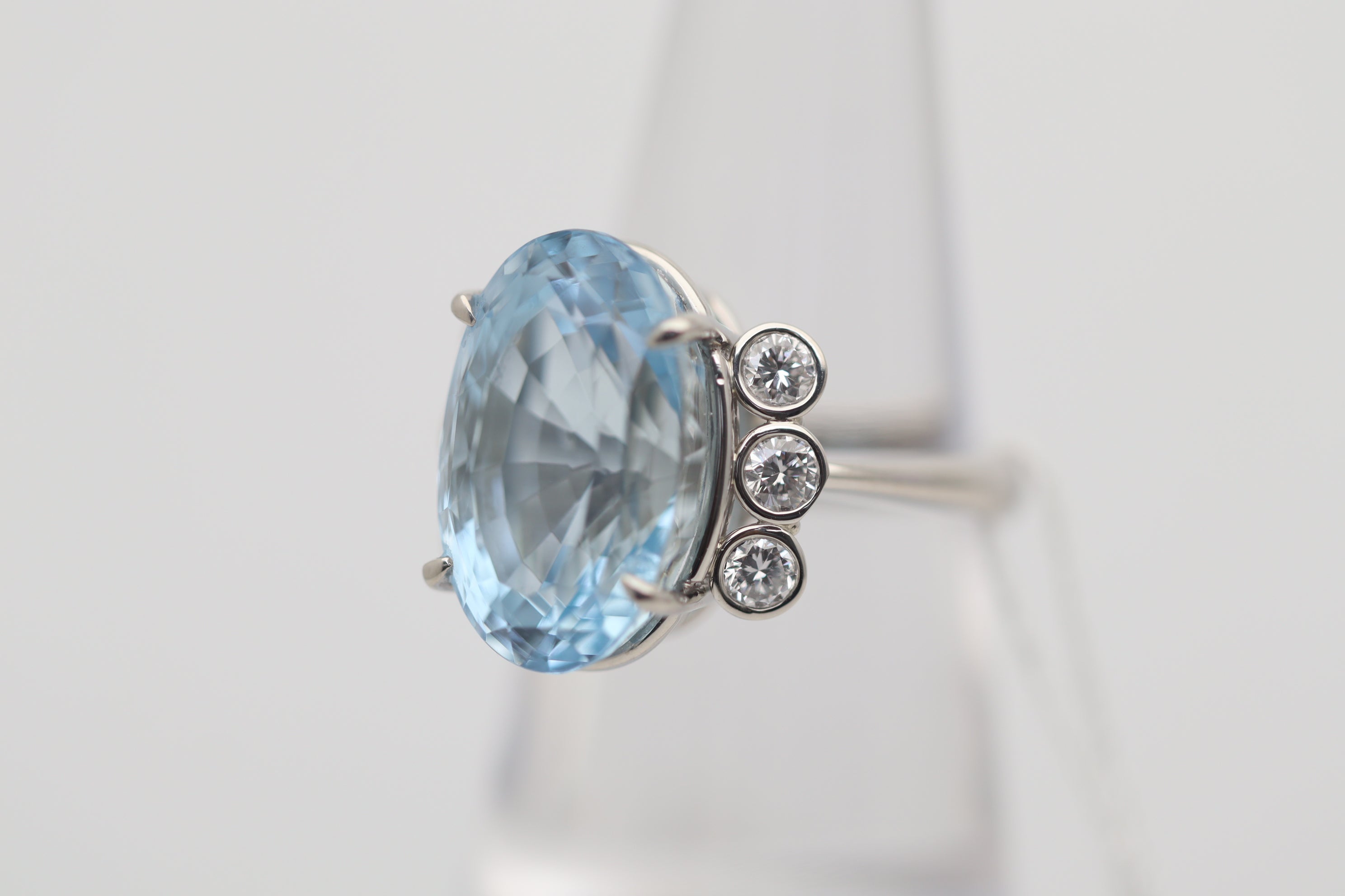 Aquamarine Diamond Platinum Ring