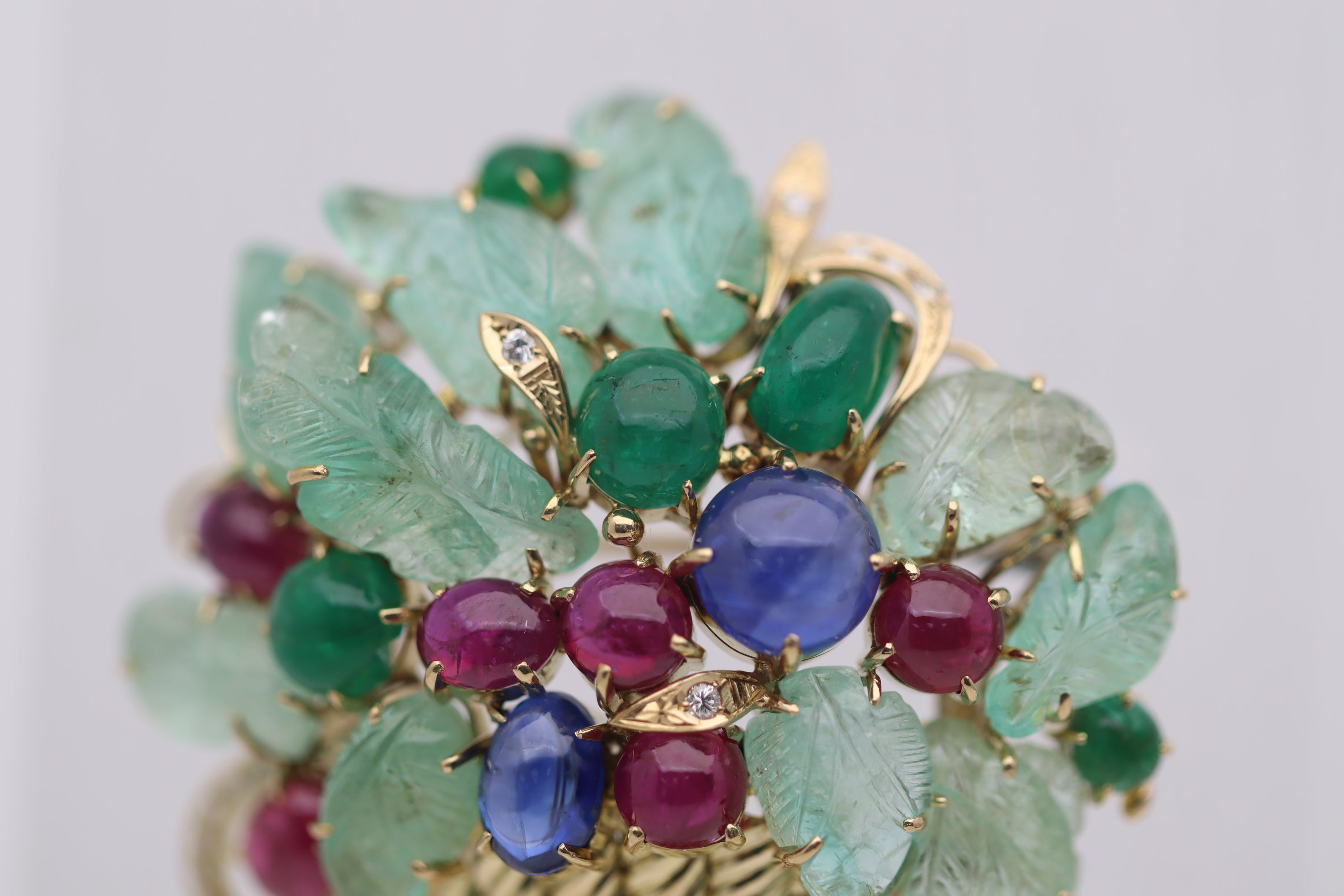 Tutti Frutti Emerald Sapphire Ruby Diamond Gold Floral Deco-Style Pendant Brooch