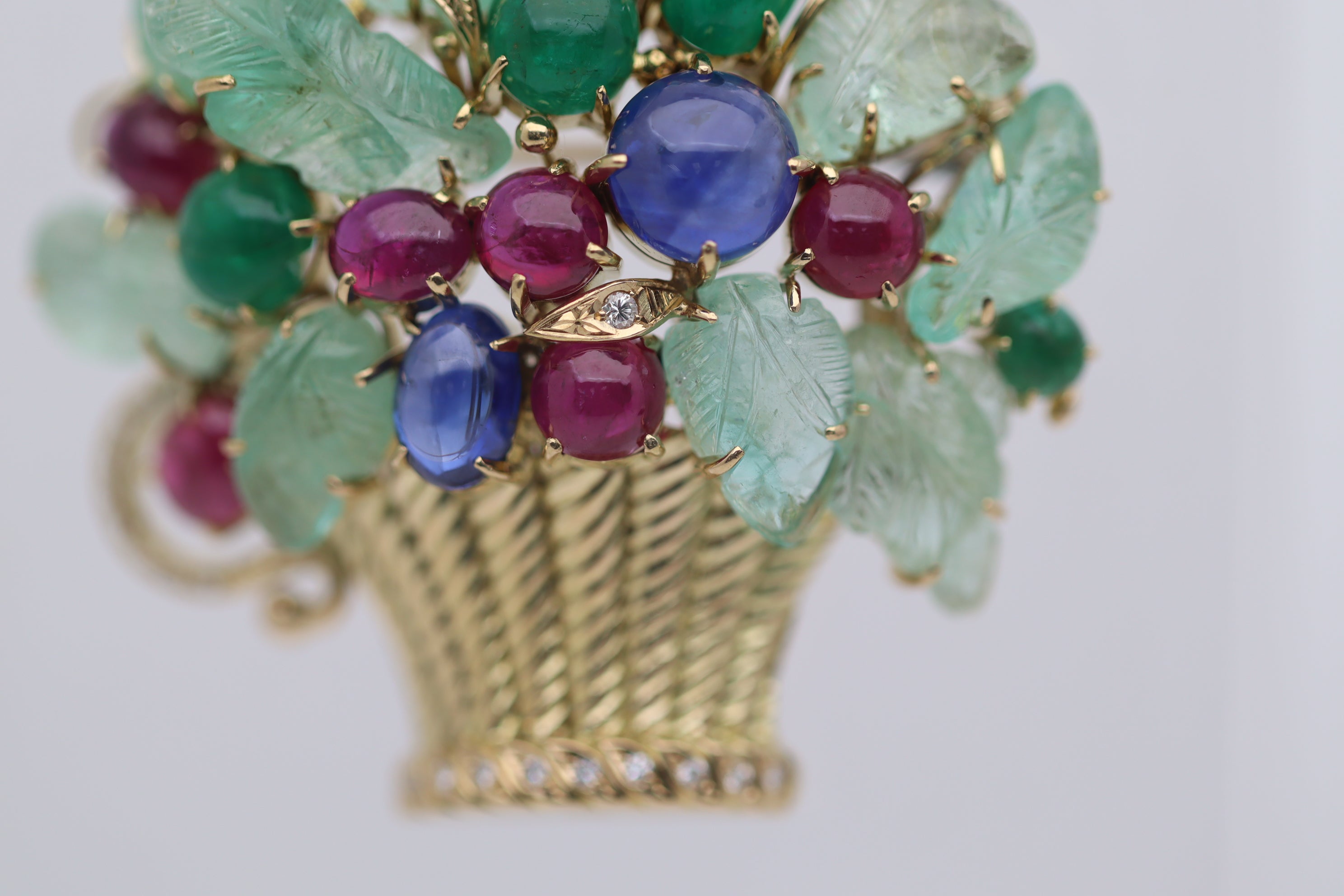 Tutti Frutti Emerald Sapphire Ruby Diamond Gold Floral Deco-Style Pendant Brooch