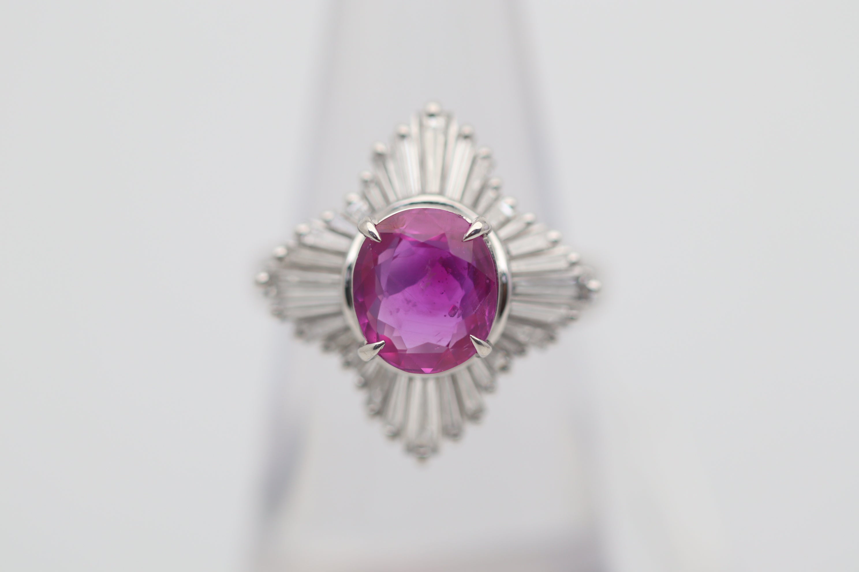 2.84 Carat Burmese Pink-Sapphire Diamond Platinum Ring, GIA Certified No-Heat