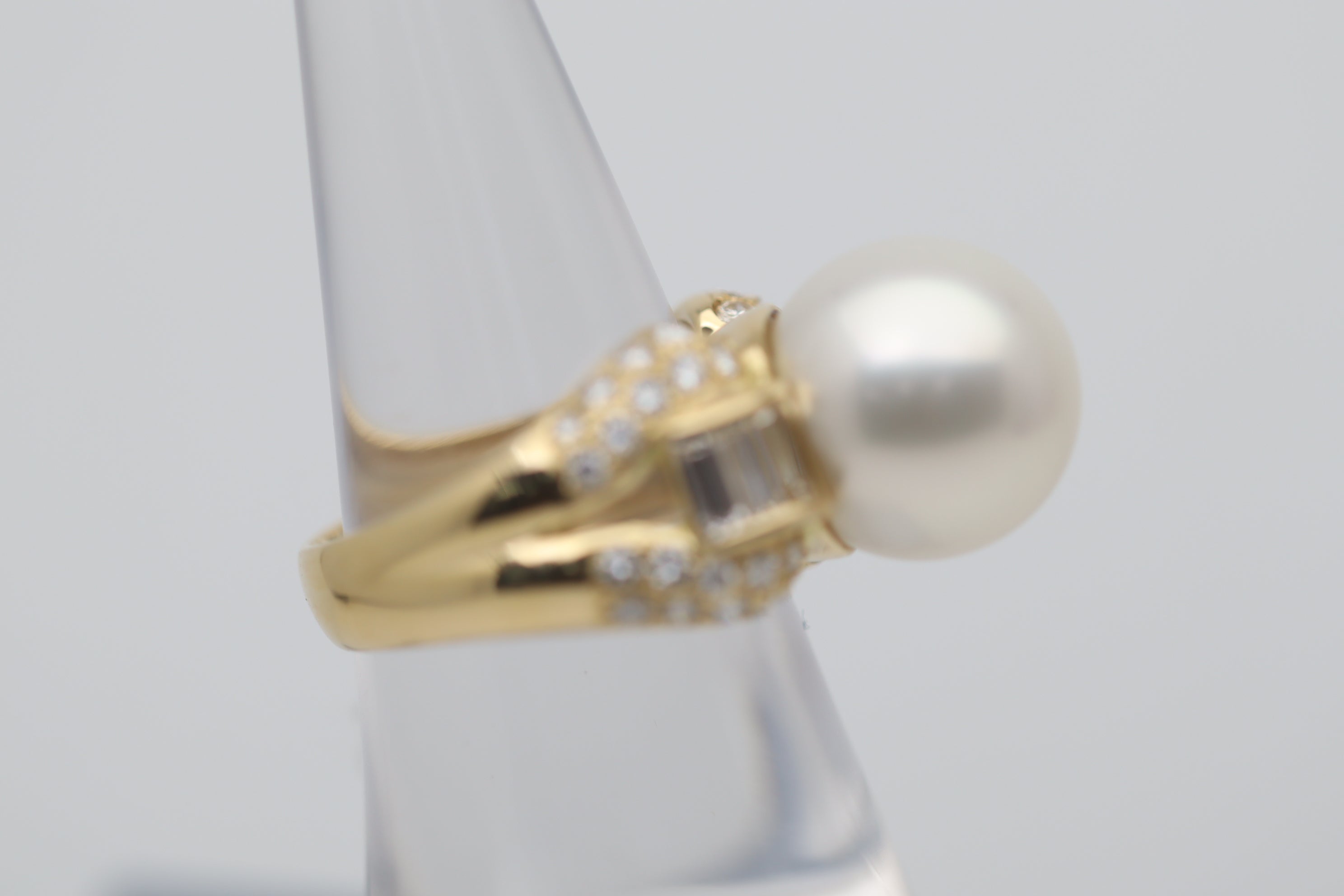 South Sea Pearl Diamond Gold Ring