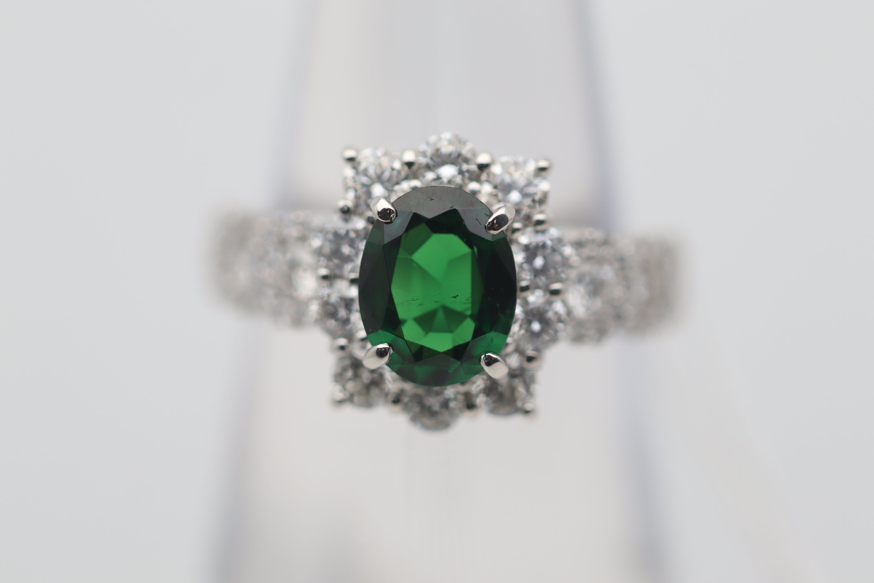 1.39 Carat Tsavorite Diamond Platinum Ring