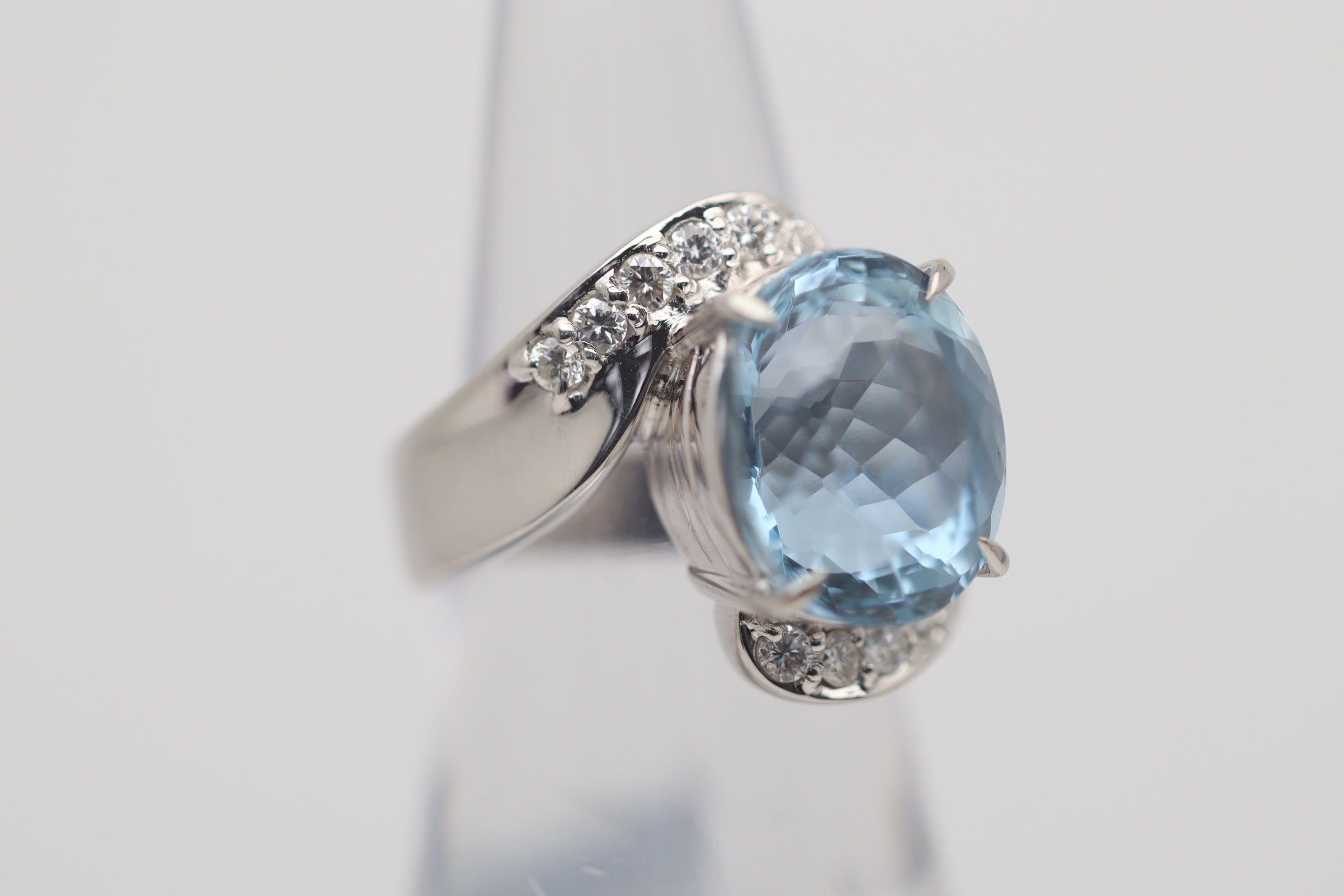 9.24 Carat Aquamarine Diamond Platinum Ring