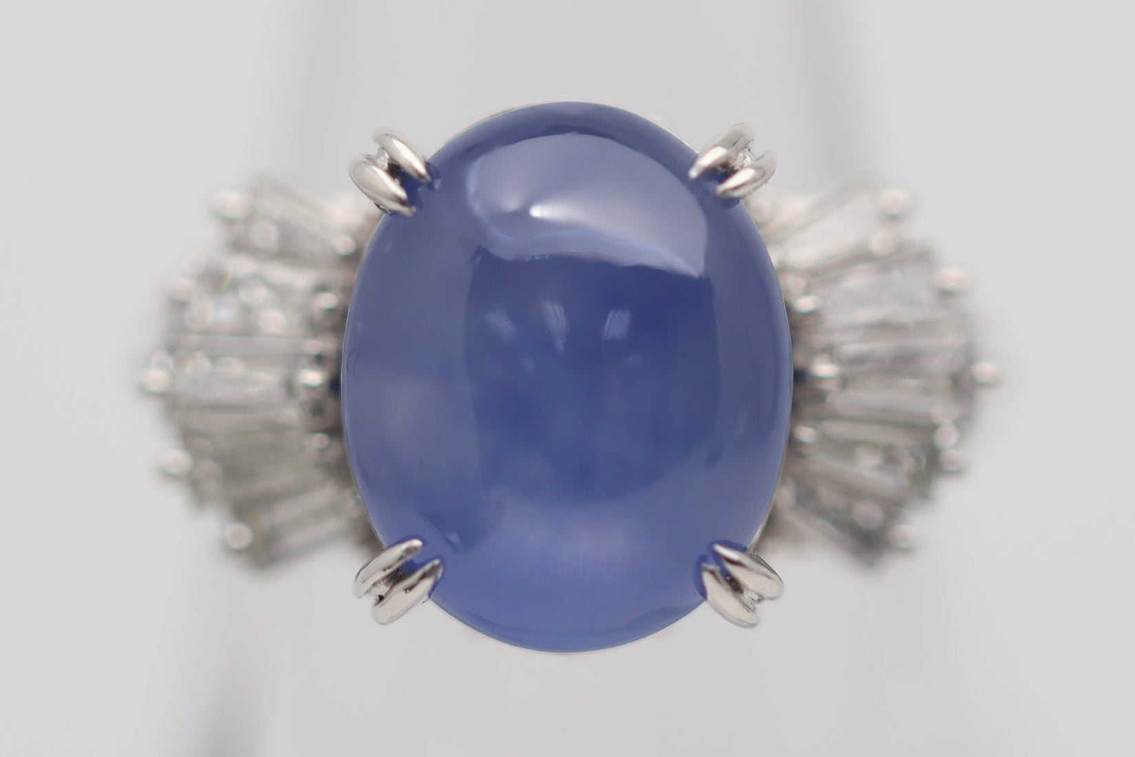12.68 Carat Fine Star Sapphire Diamond Platinum Ring