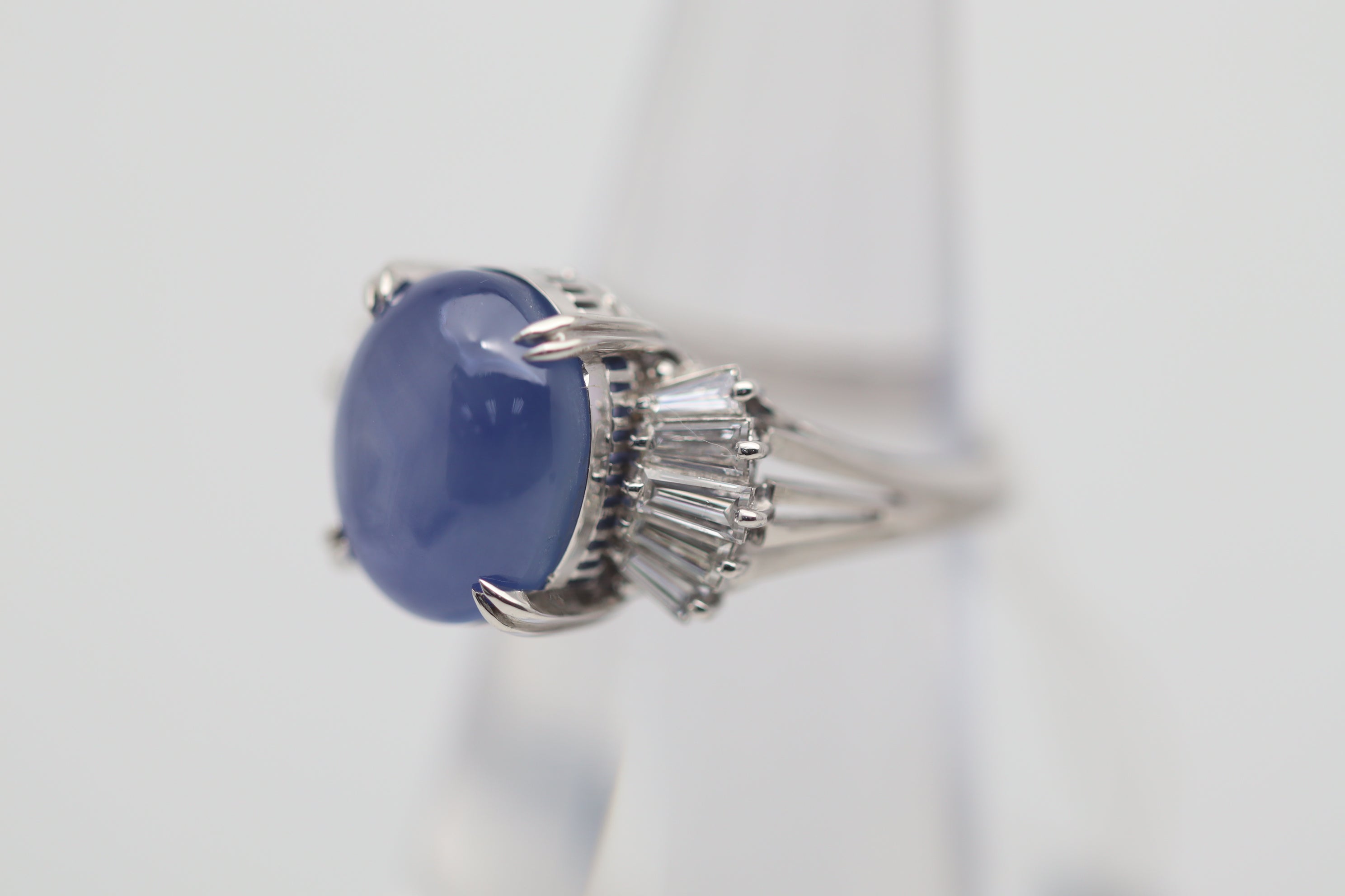 12.68 Carat Fine Star Sapphire Diamond Platinum Ring